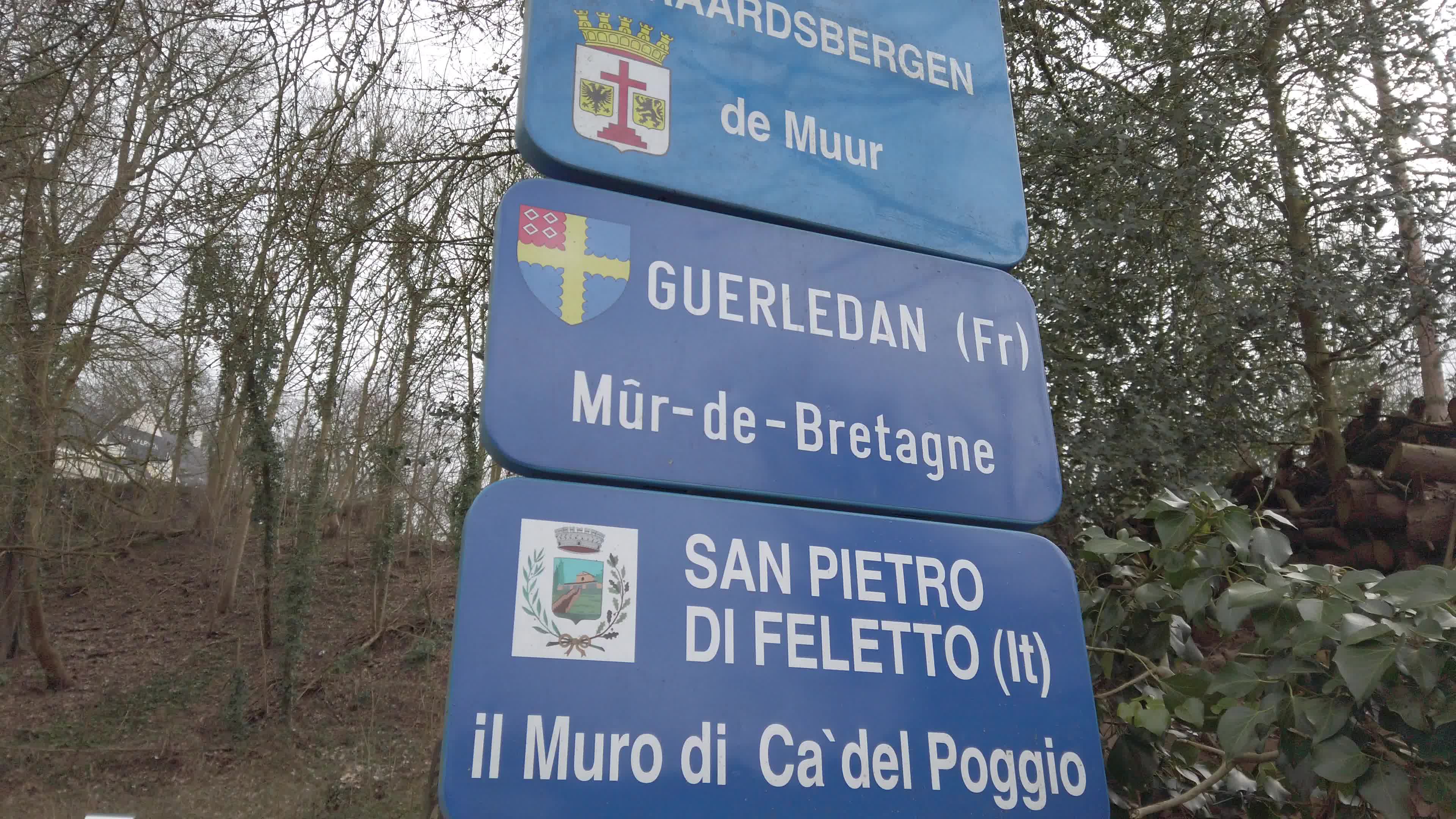 Cycling Flanders Classics race starts with the Omloop Het Nieuwsblad