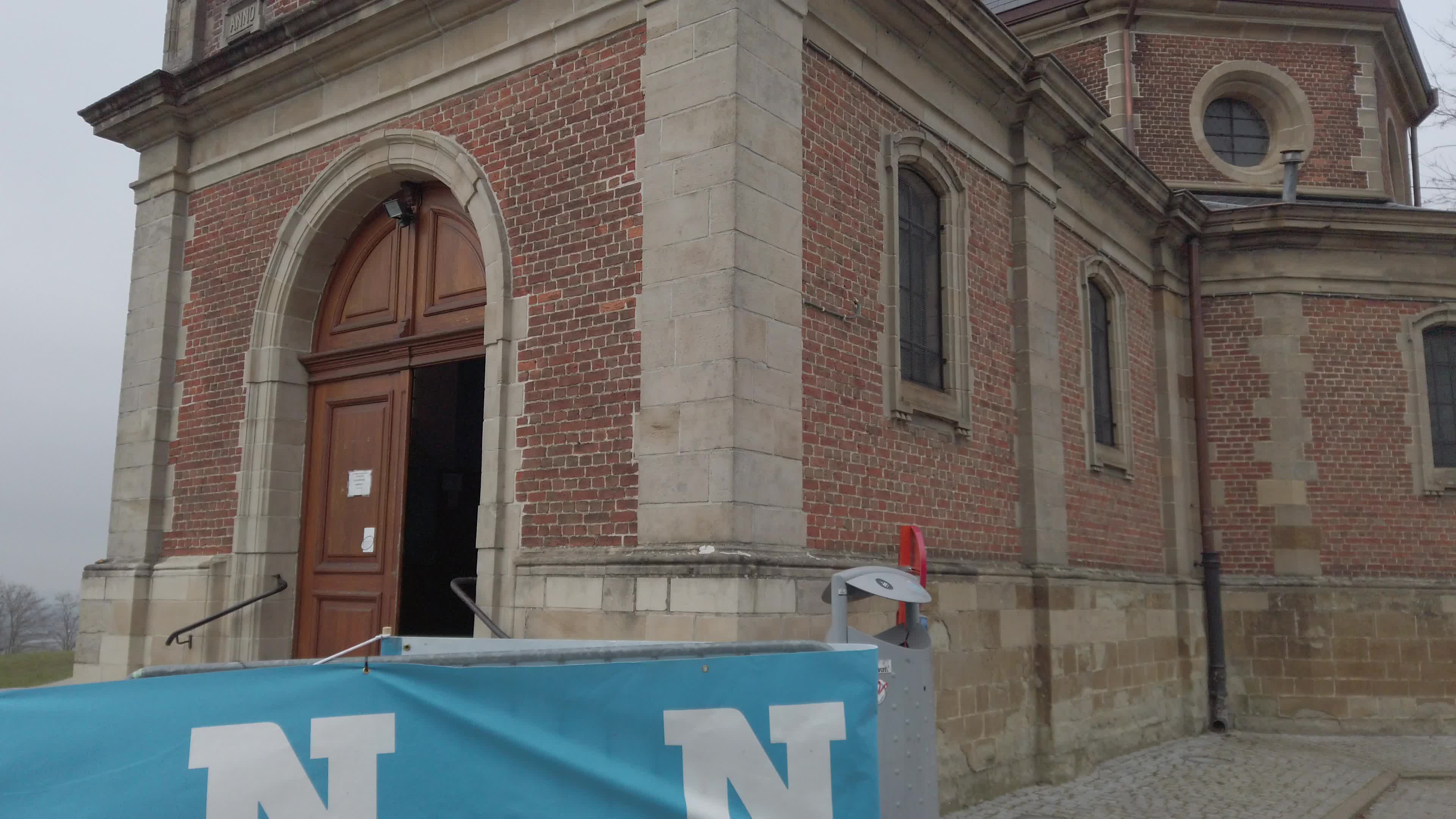Cycling Flanders Classics race starts with the Omloop Het Nieuwsblad