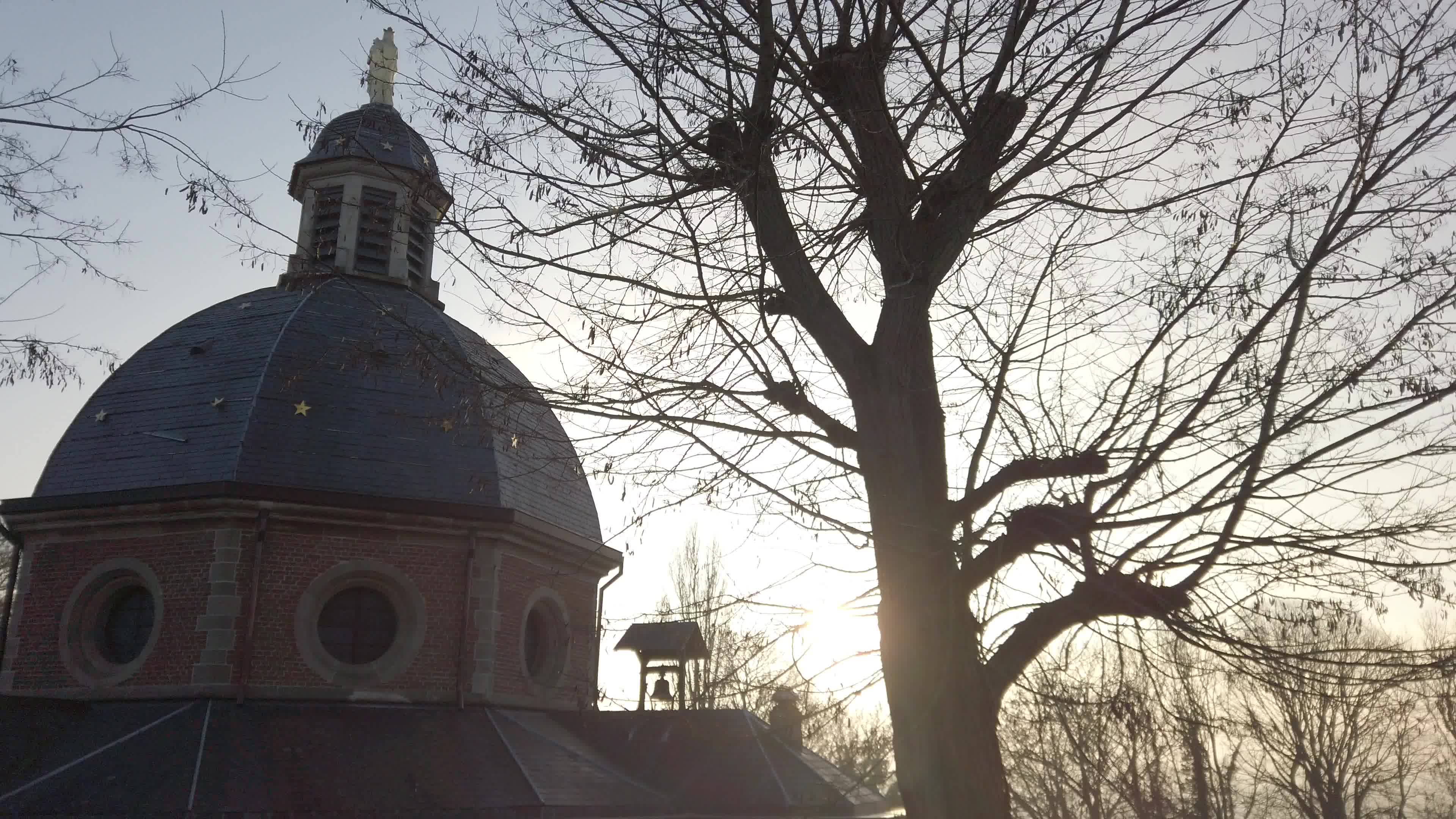 Cycling Flanders Classics race starts with the Omloop Het Nieuwsblad