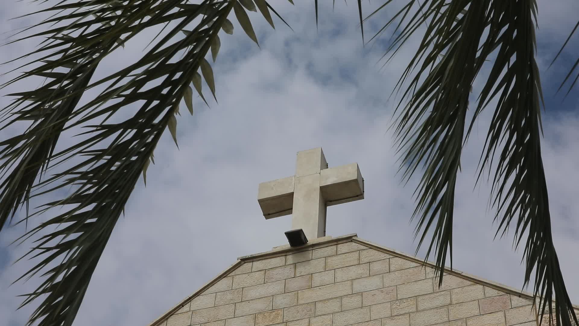 Christians celebrate Palm Sunday in Gaza