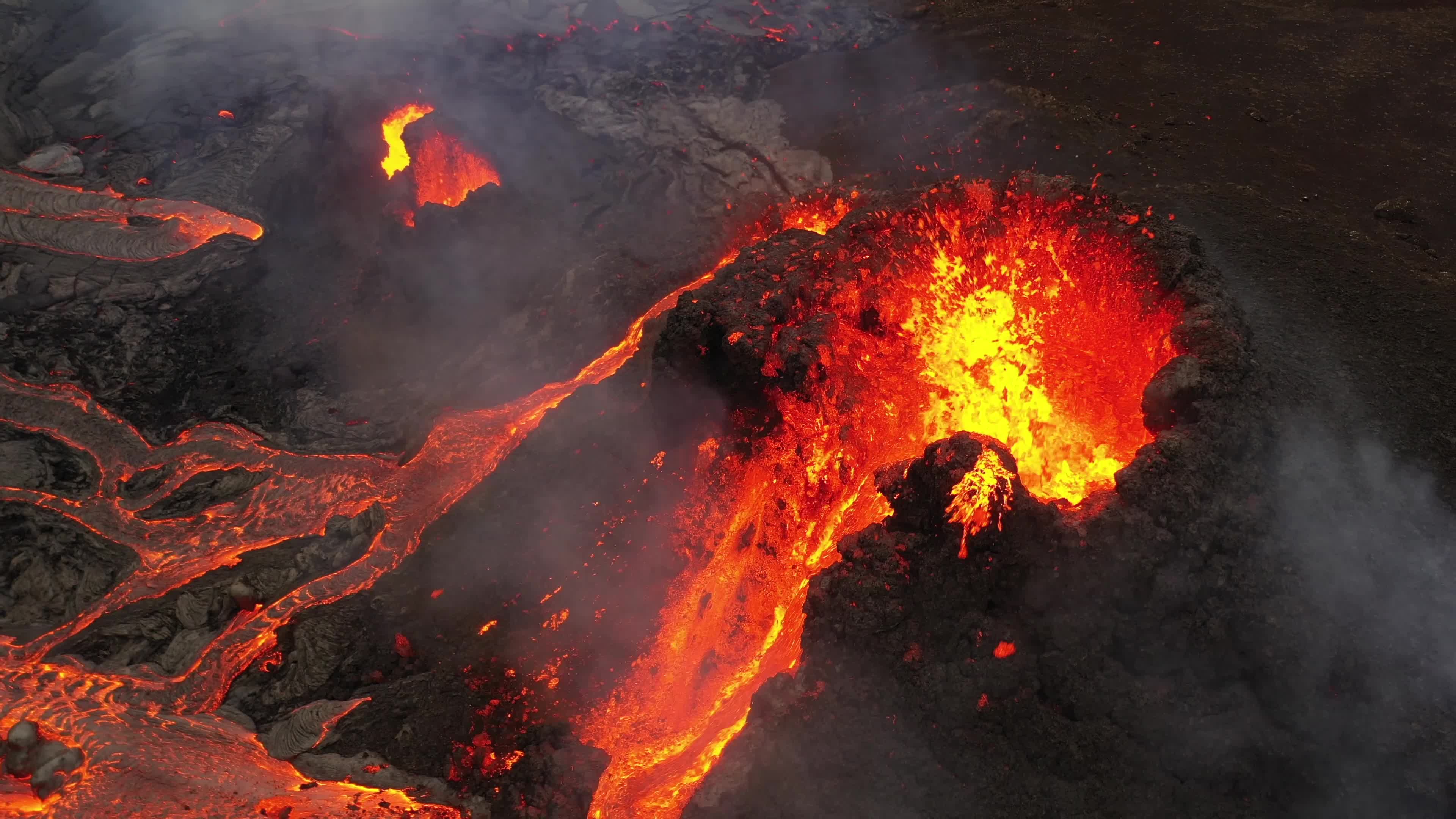 Geldingadalur volcano eruption Iceland