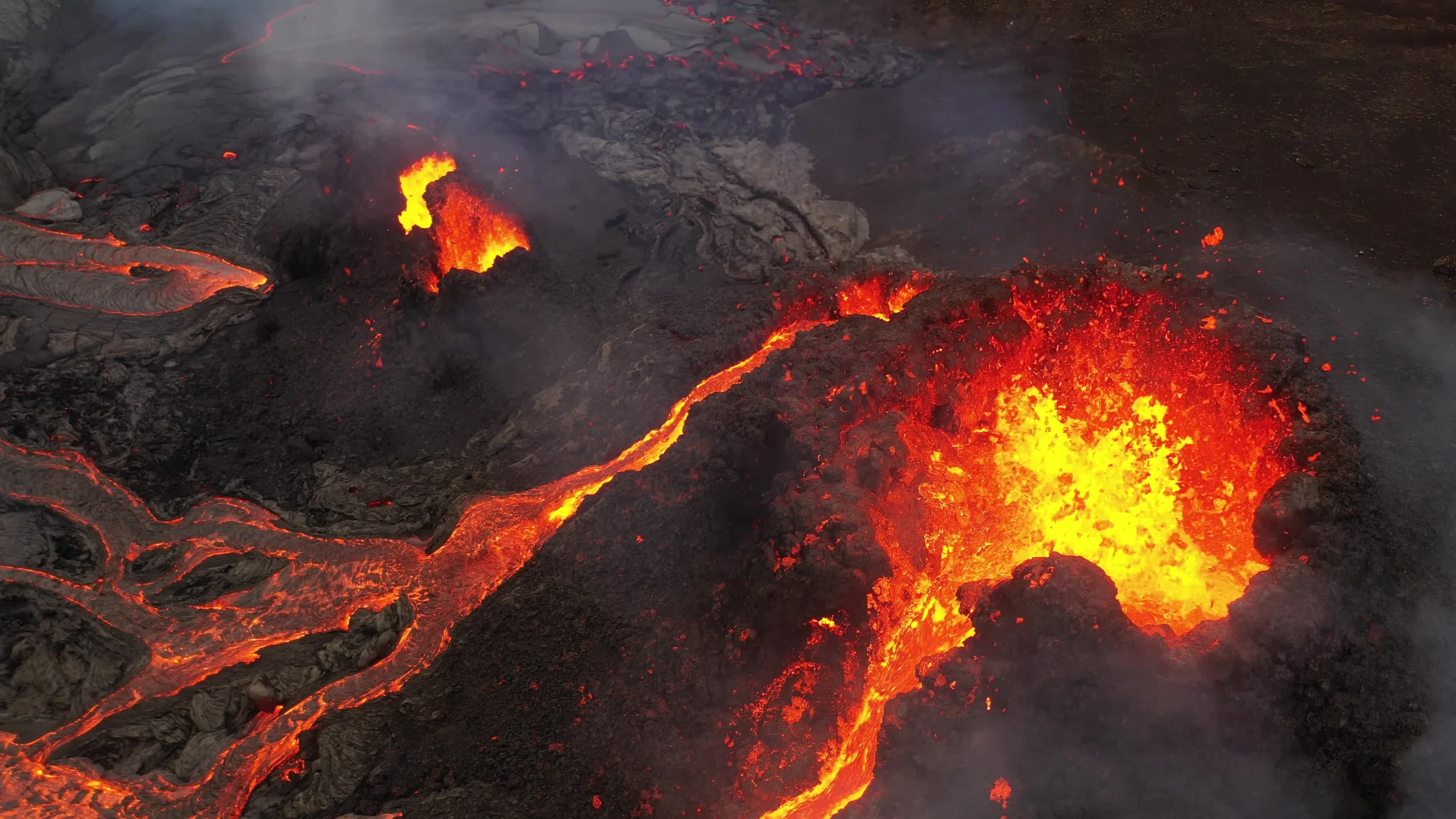 Geldingadalur volcano eruption Iceland
