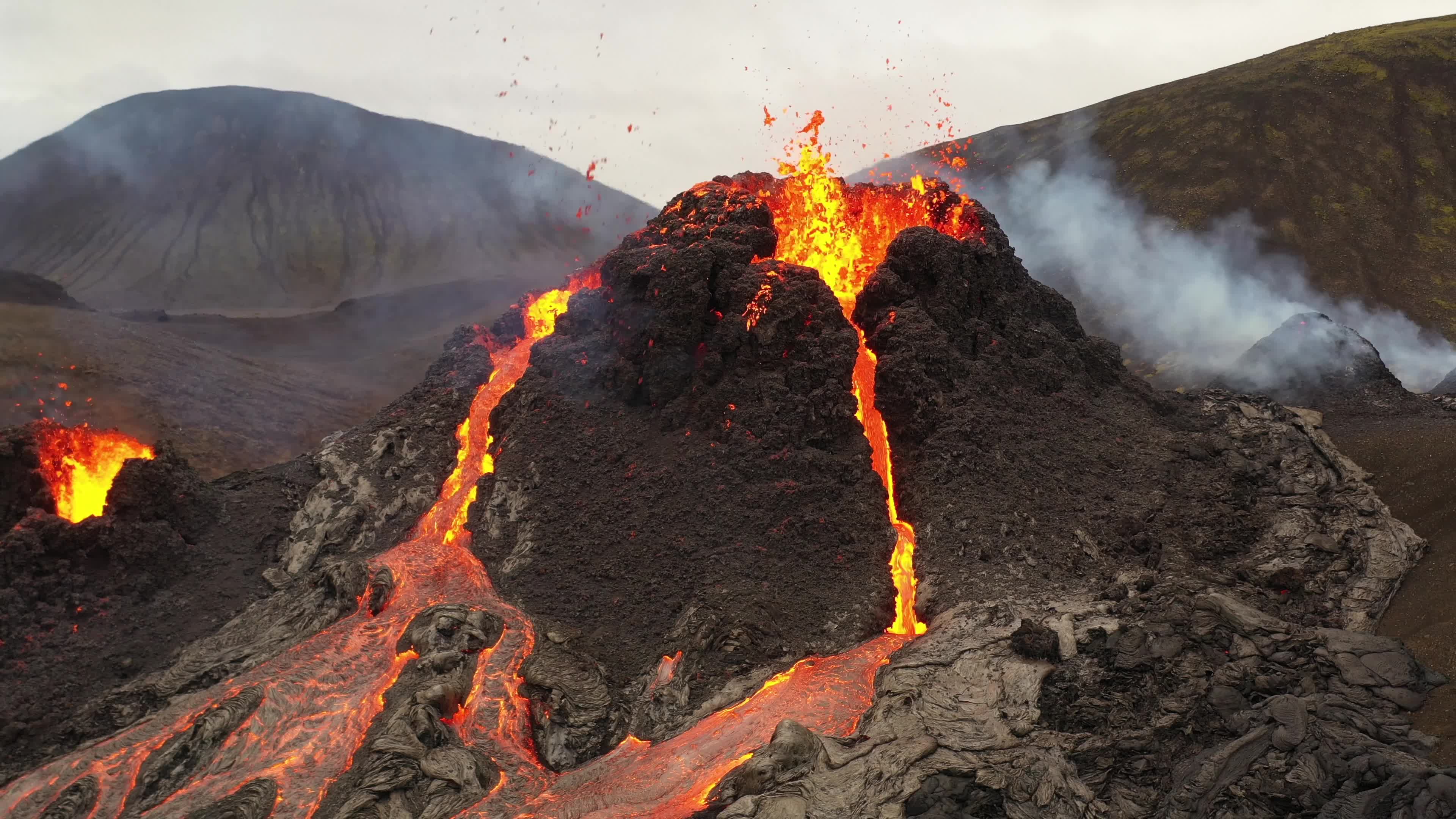 Geldingadalur volcano eruption Iceland