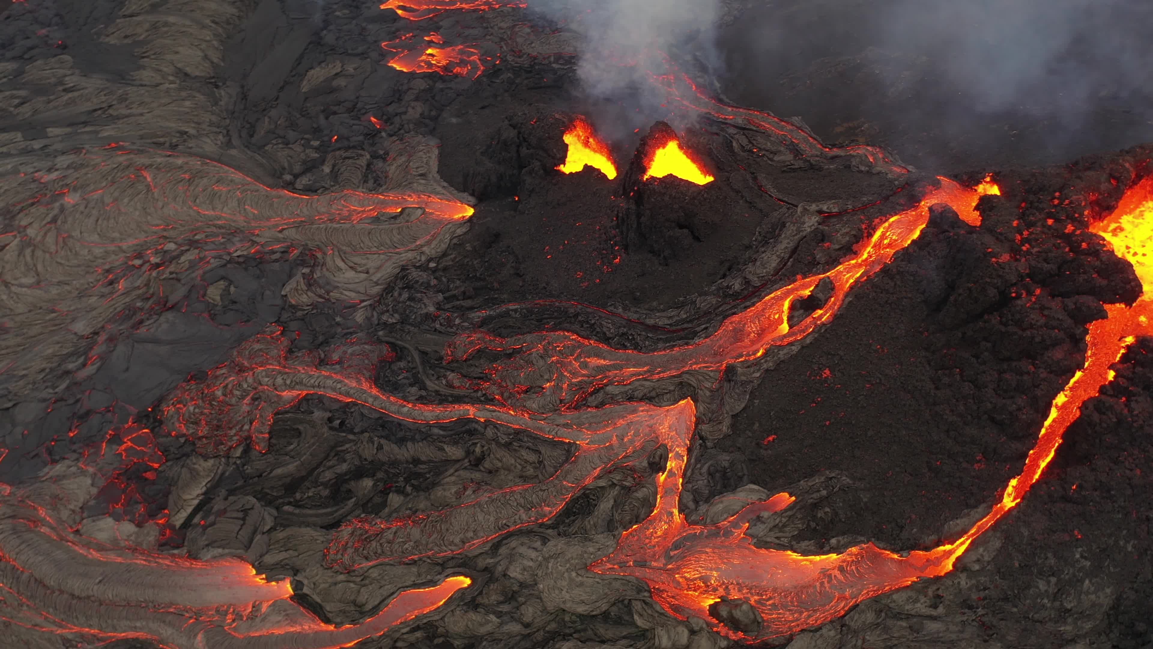 Geldingadalur volcano eruption Iceland