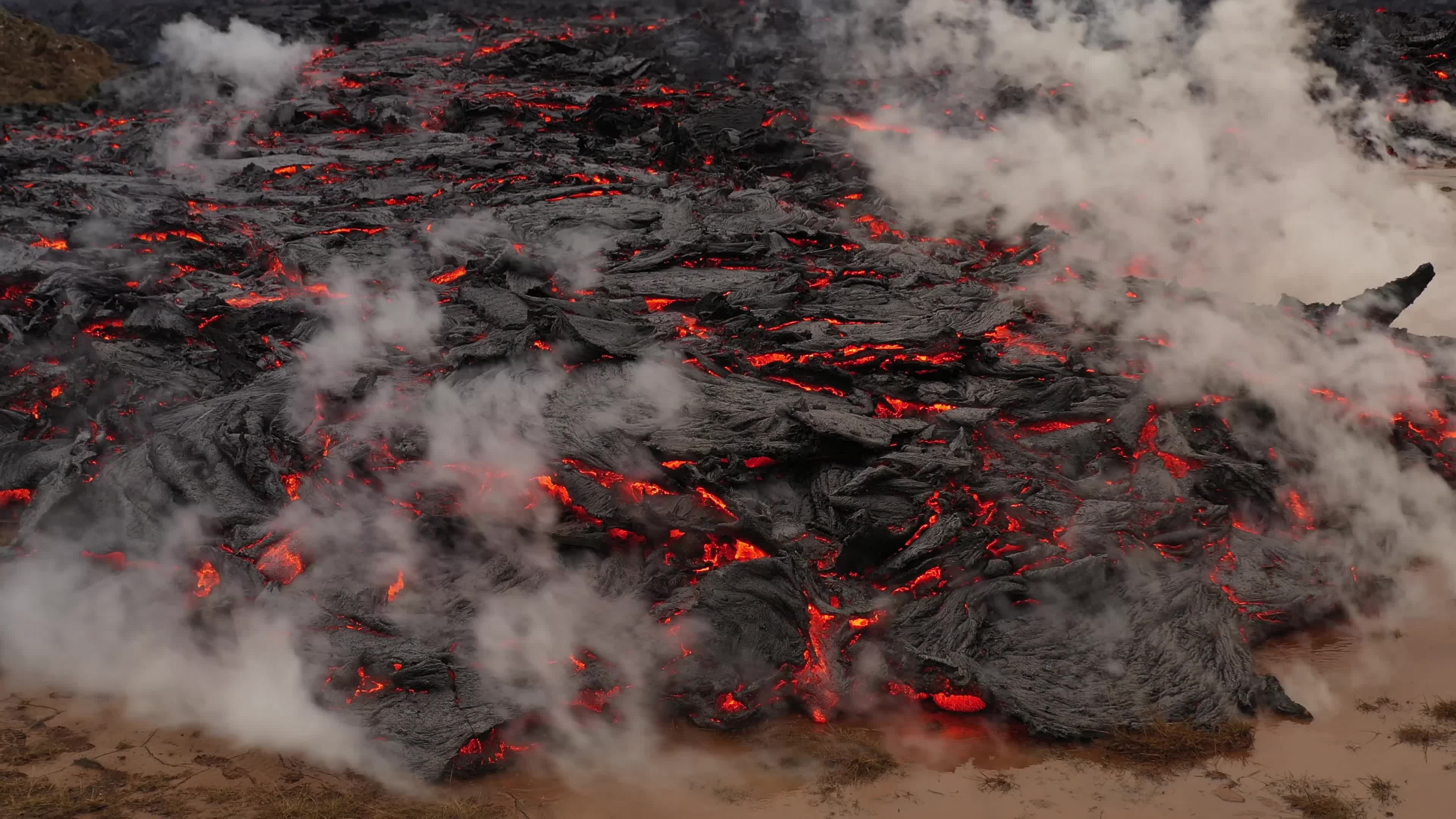 Geldingadalur volcano eruption Iceland