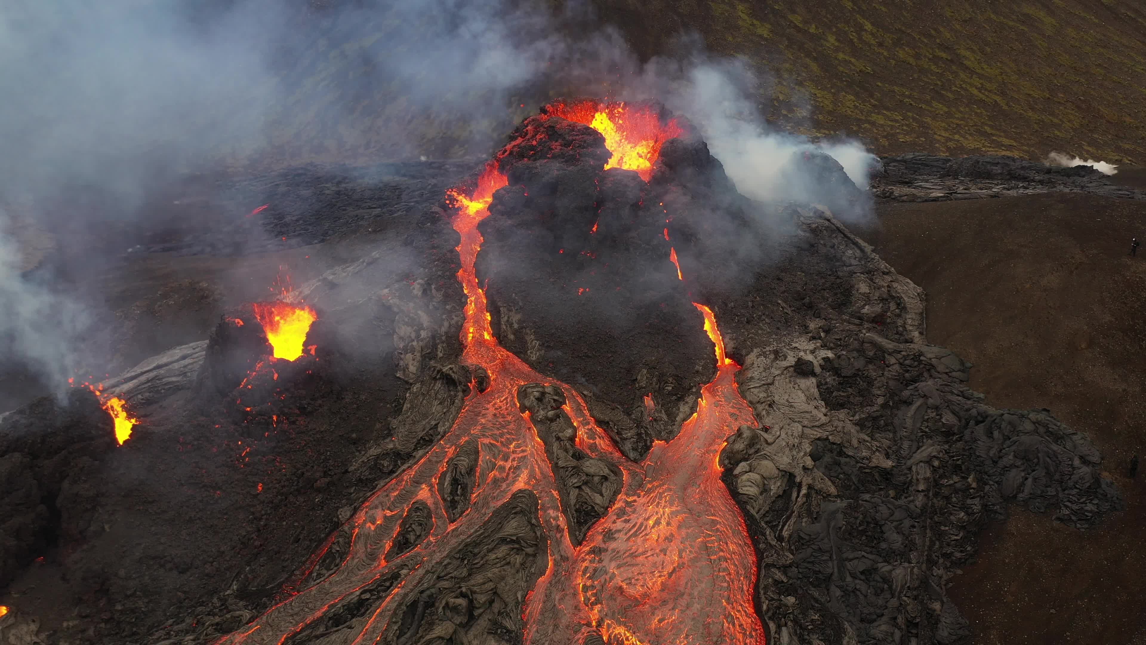 Geldingadalur volcano eruption Iceland