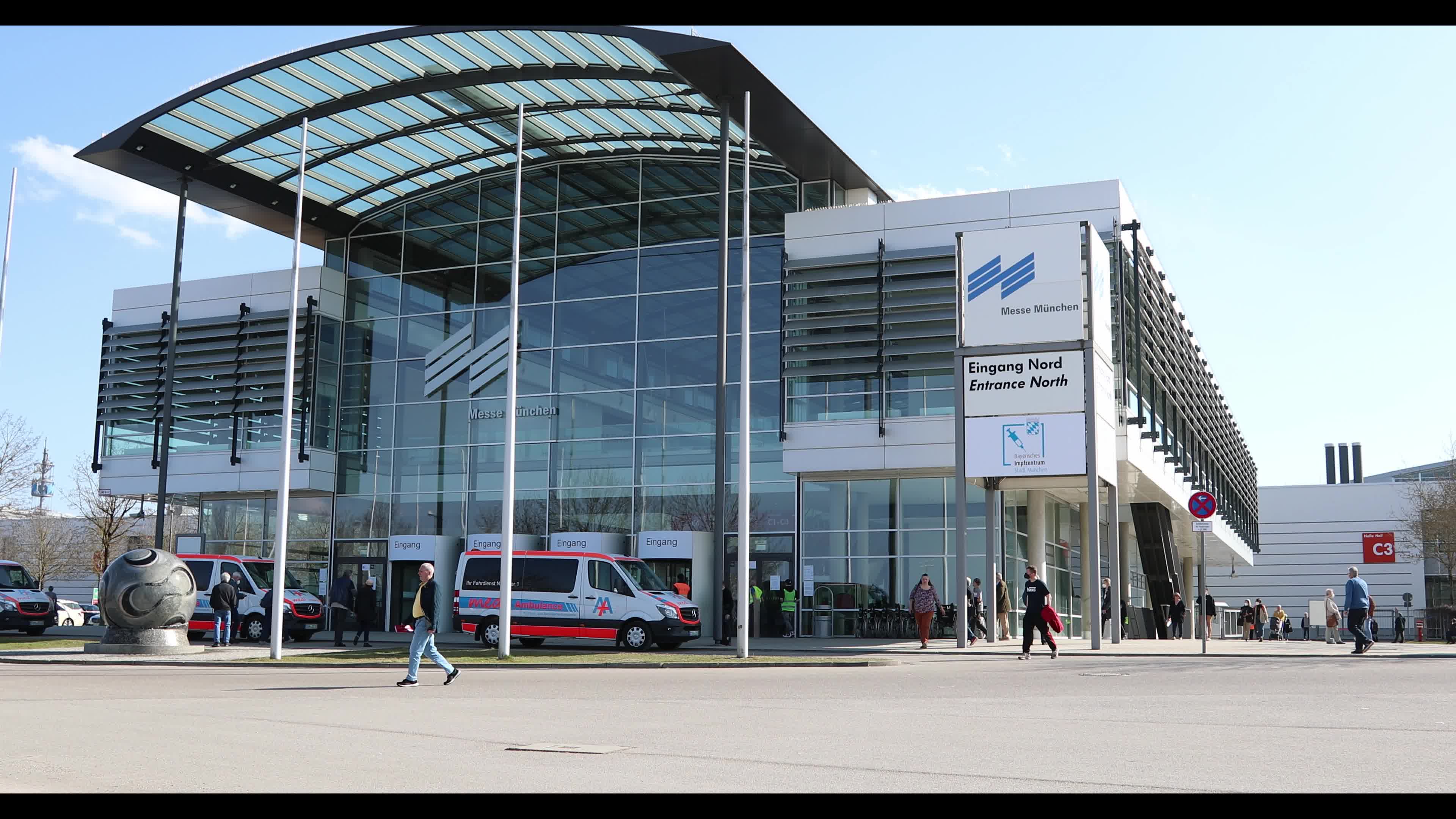 Berlin halts AstraZeneca vaccines for under 60s