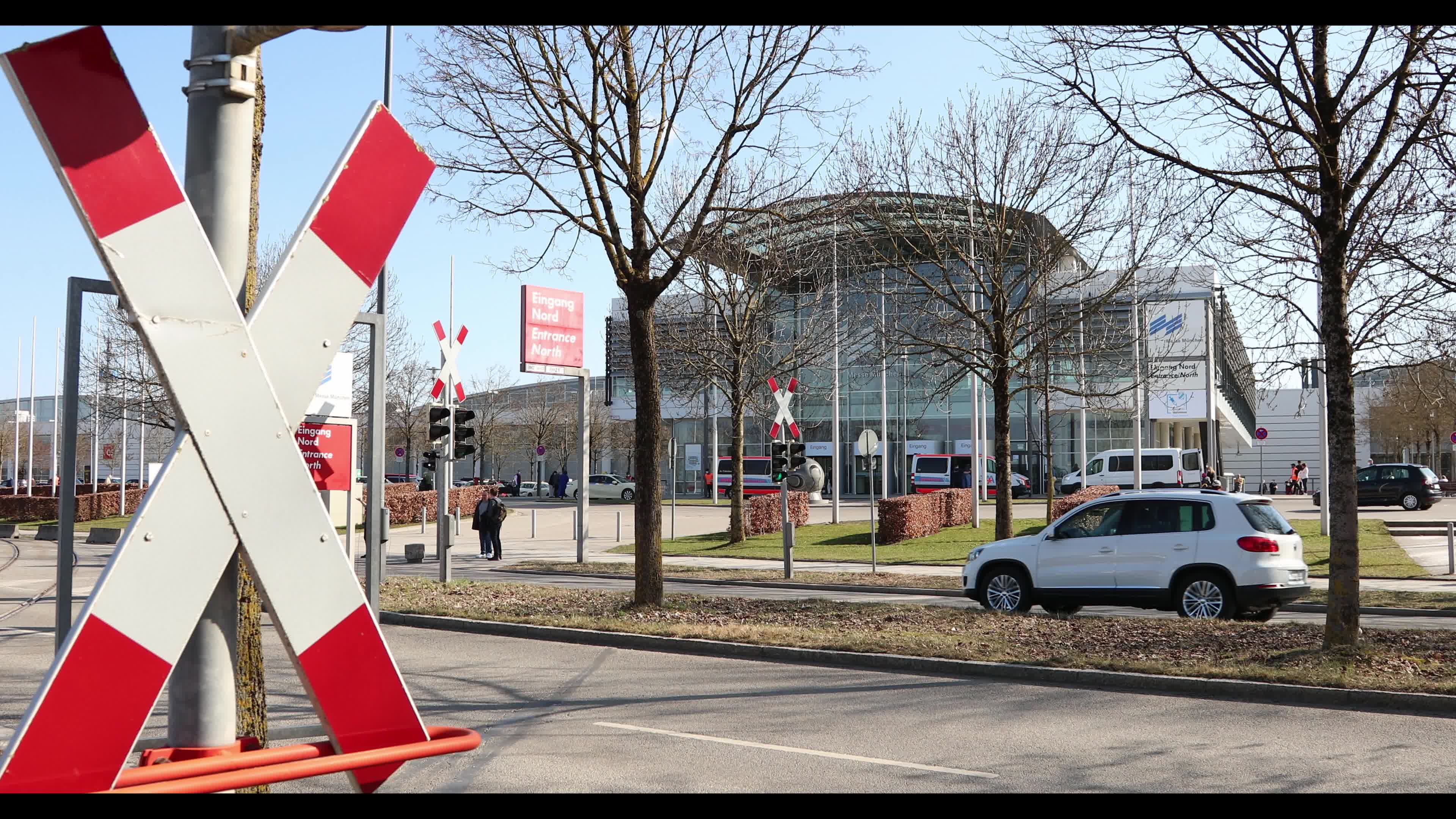 Berlin halts AstraZeneca vaccines for under 60s