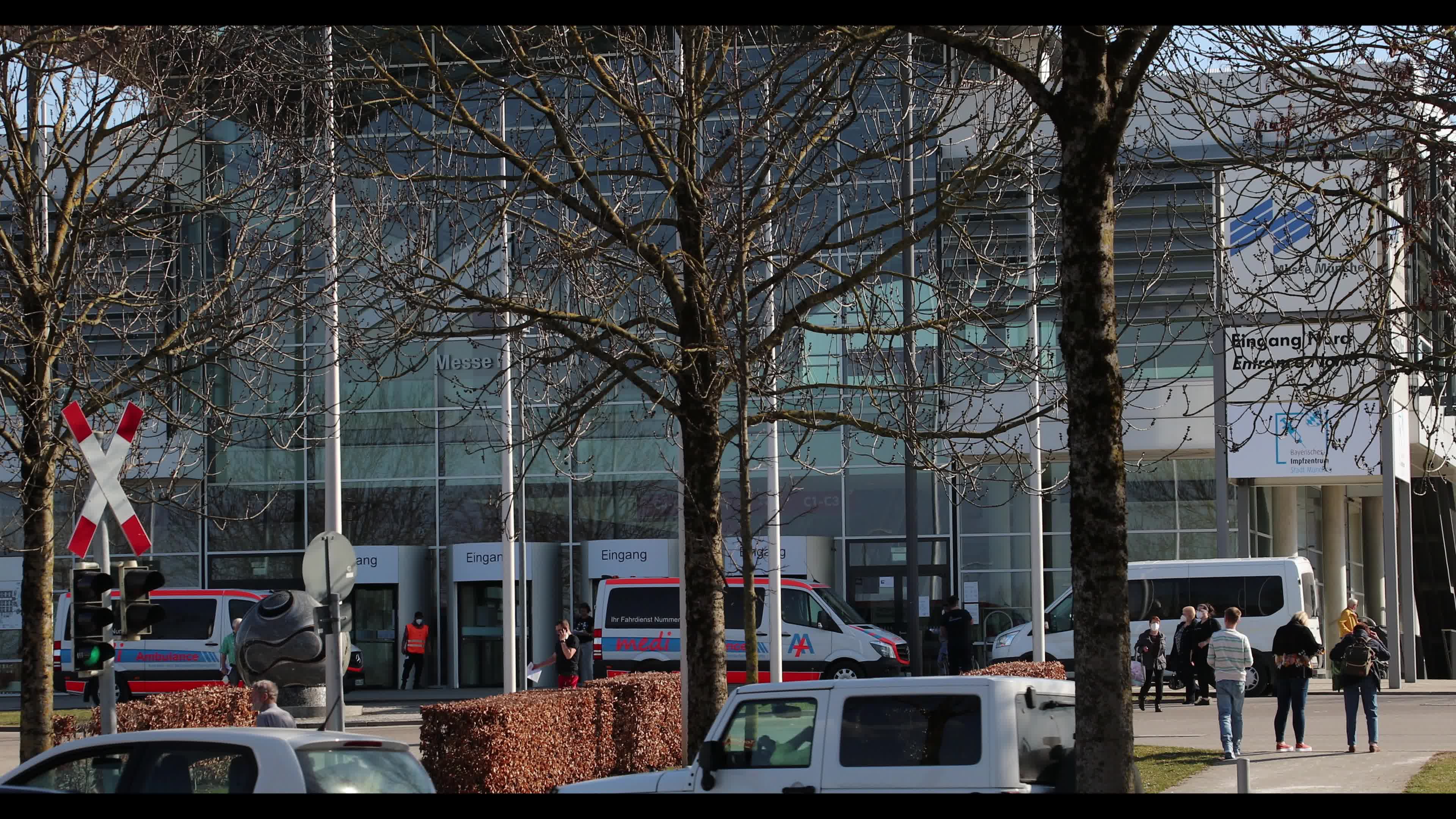 Berlin halts AstraZeneca vaccines for under 60s
