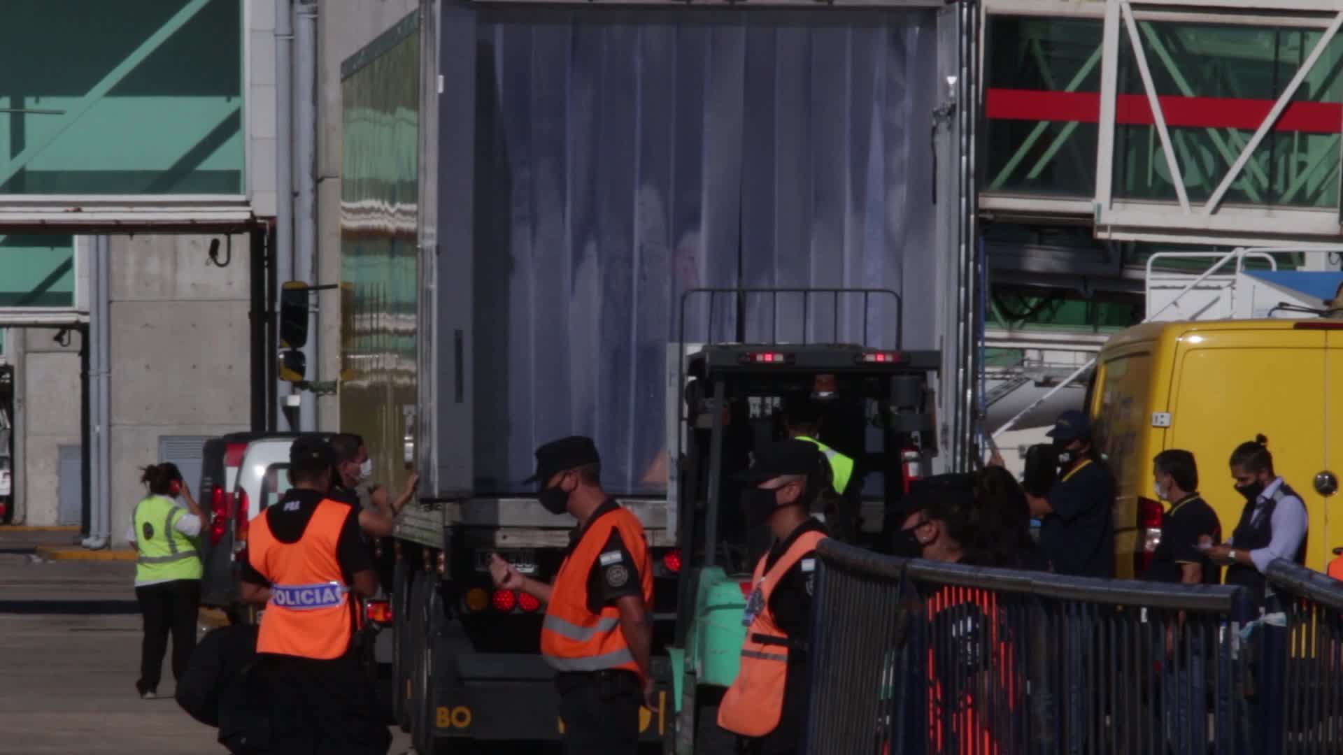 Arrival of a new flight with Sputnik V vaccines to Argentina