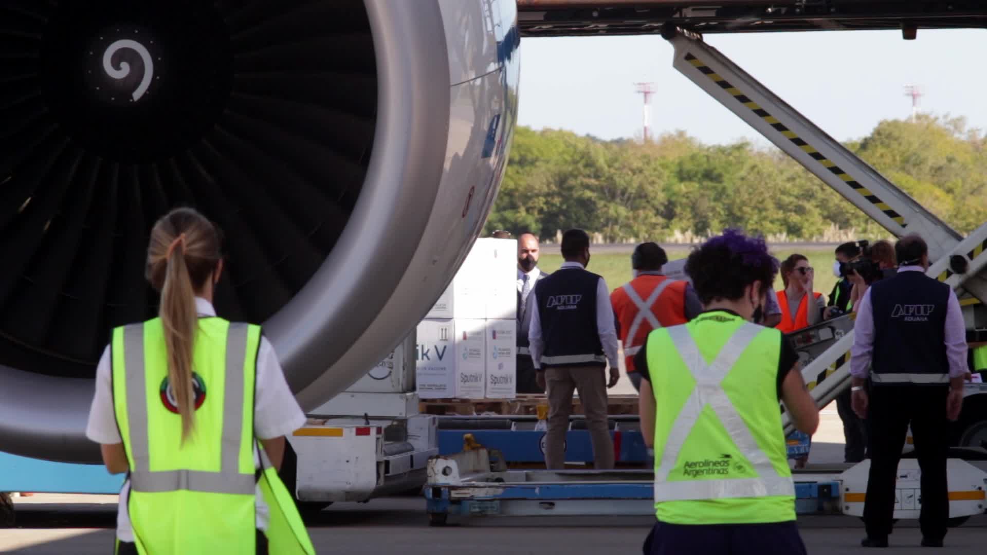 Arrival of a new flight with Sputnik V vaccines to Argentina