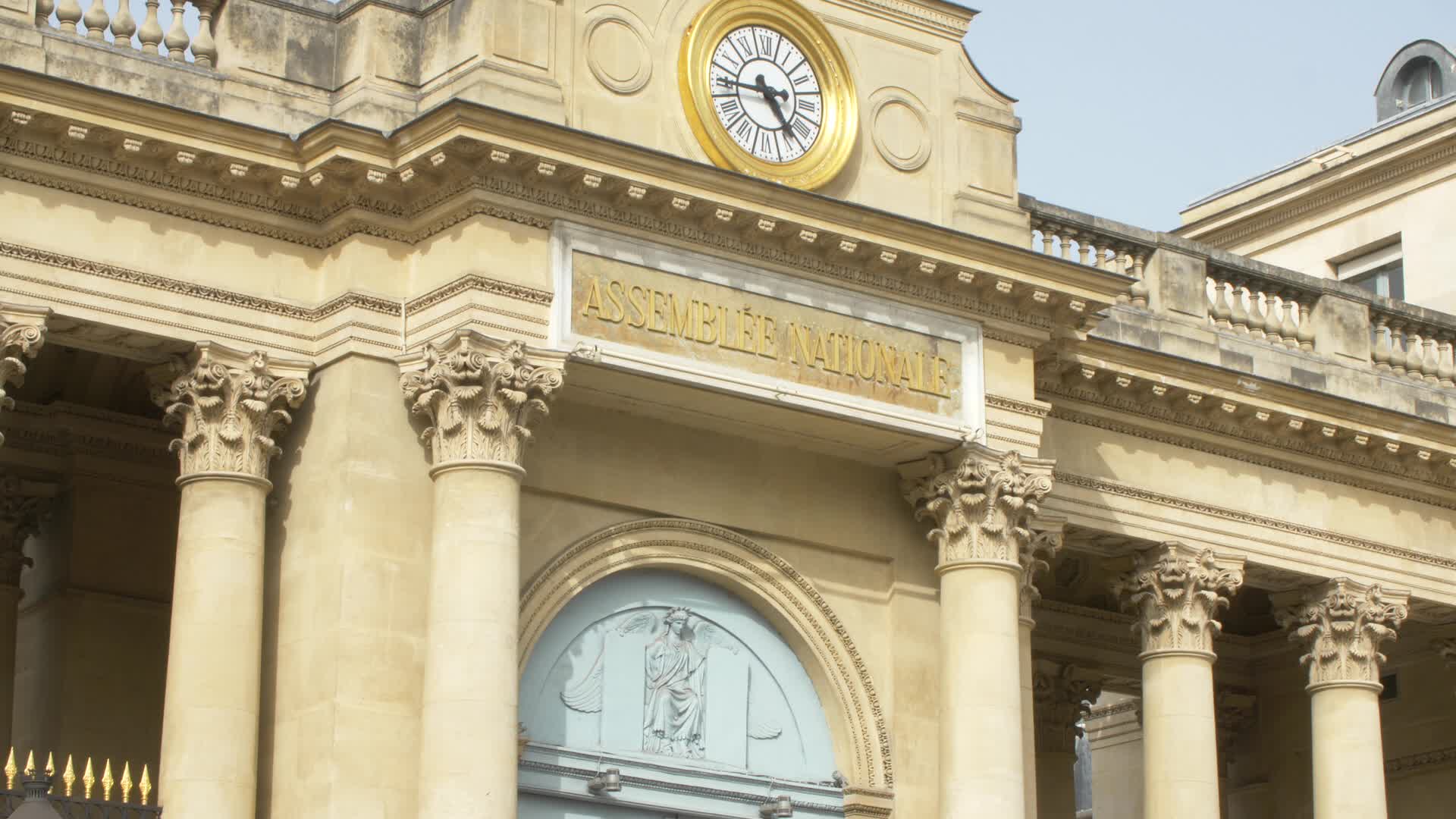France enters a third lockdown since the start of the pandemic