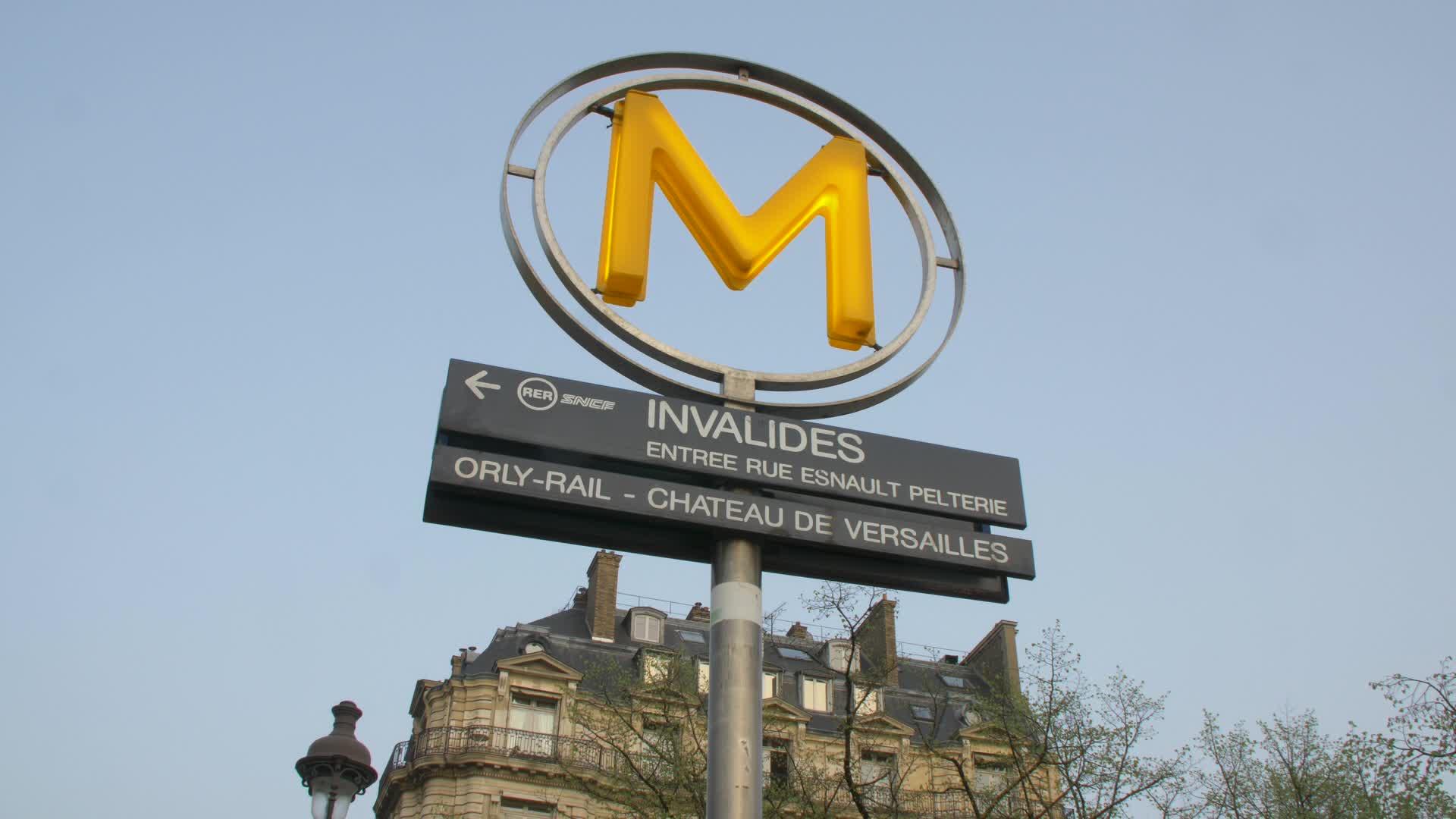 France enters a third lockdown since the start of the pandemic