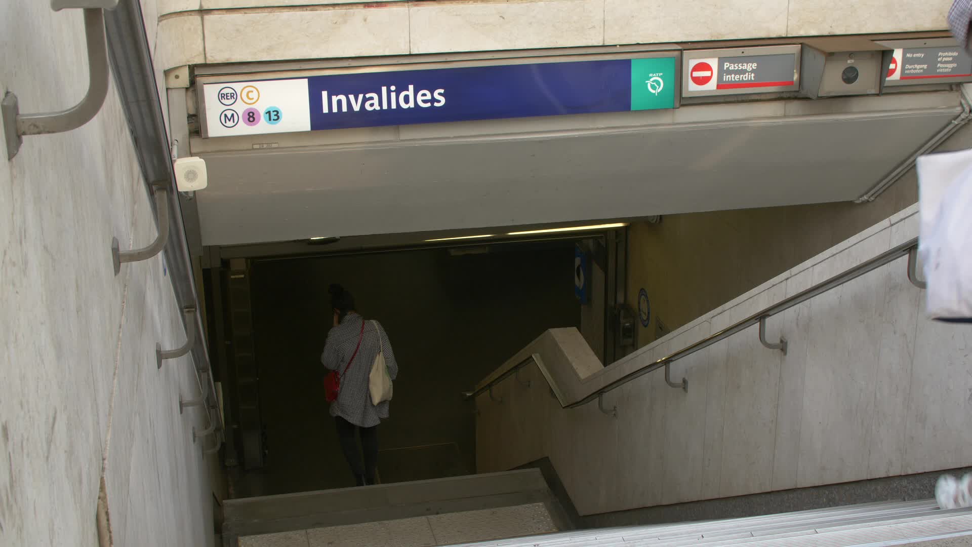 France enters a third lockdown since the start of the pandemic