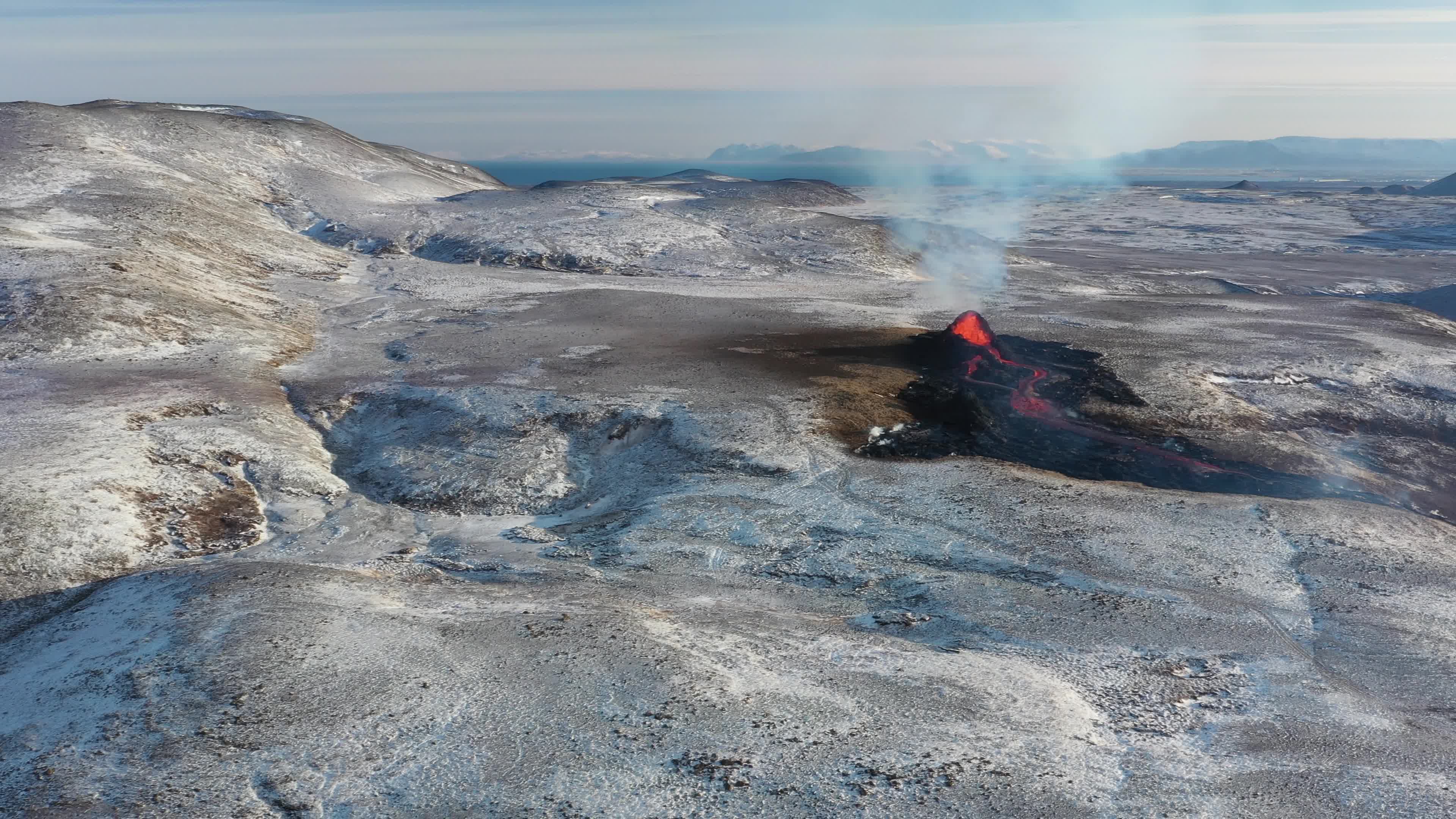New volcano craters in Geldingadalir and Meradalir
