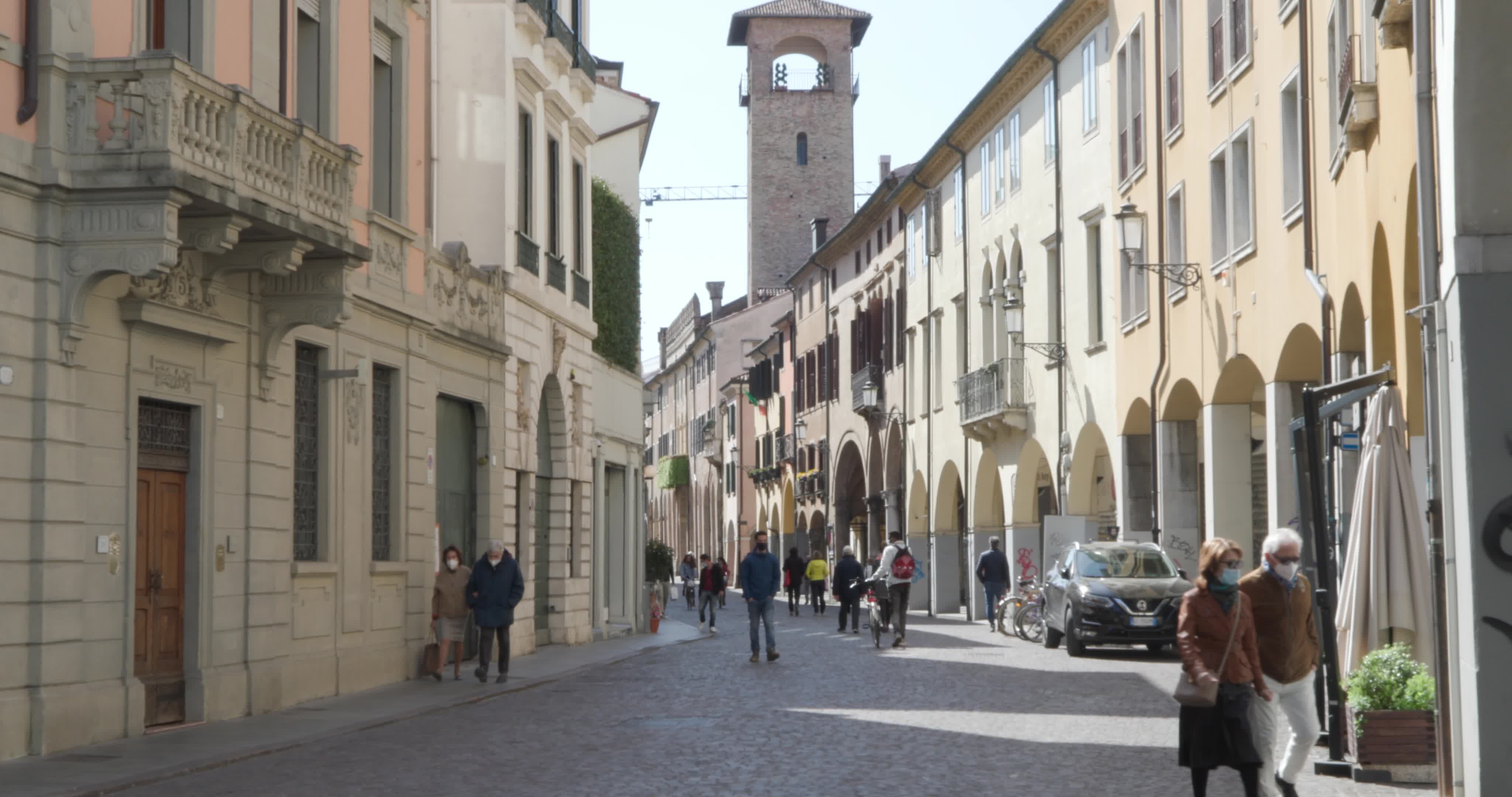 Easter Monday on 'red zone' in Italy