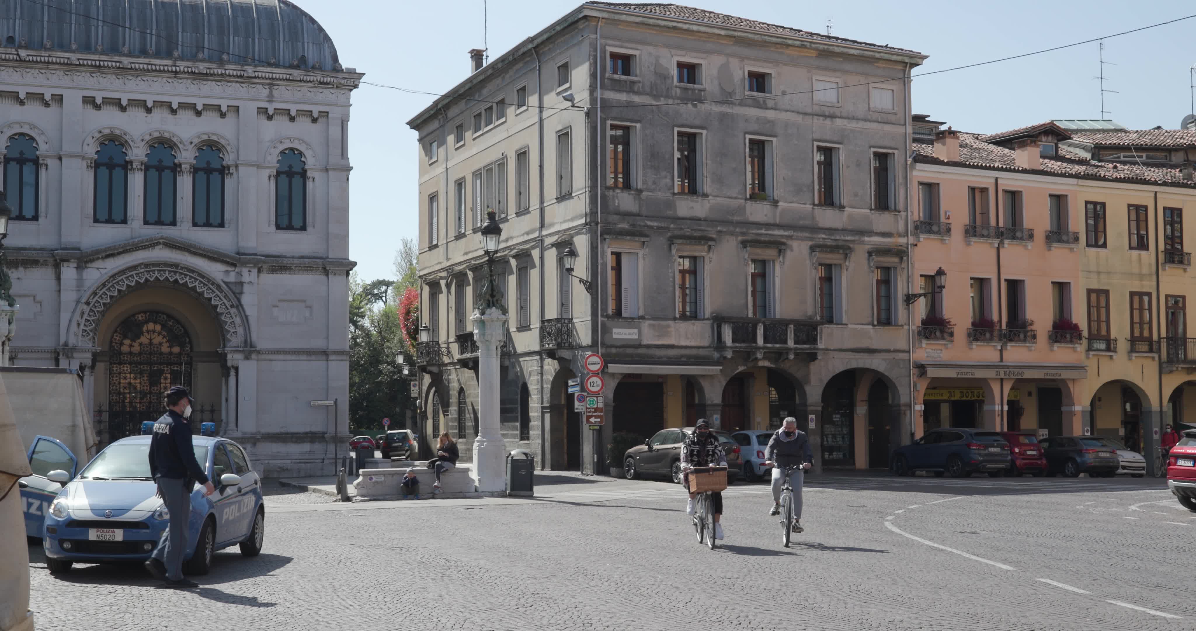 Easter Monday on 'red zone' in Italy