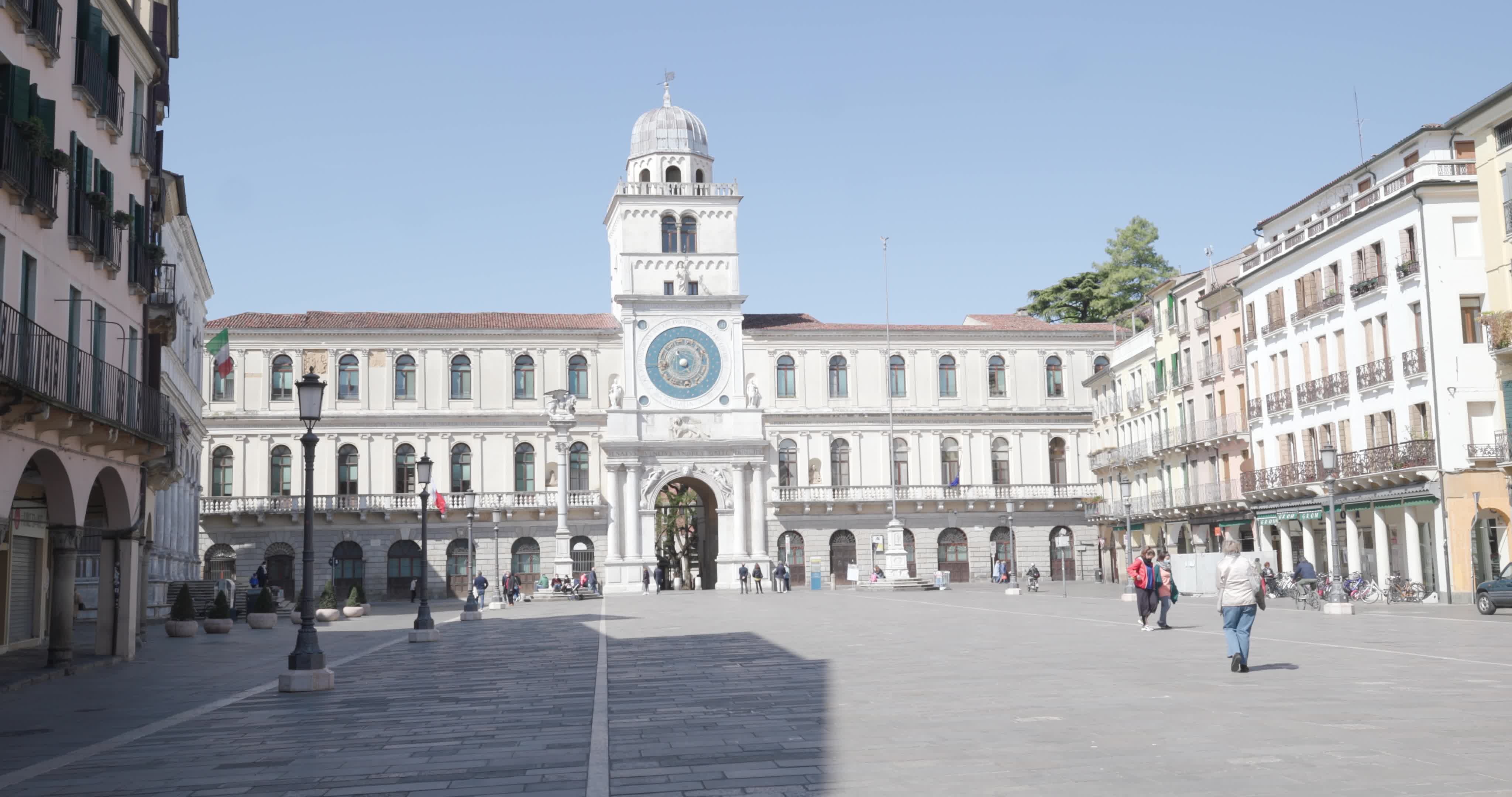 Easter Monday on 'red zone' in Italy
