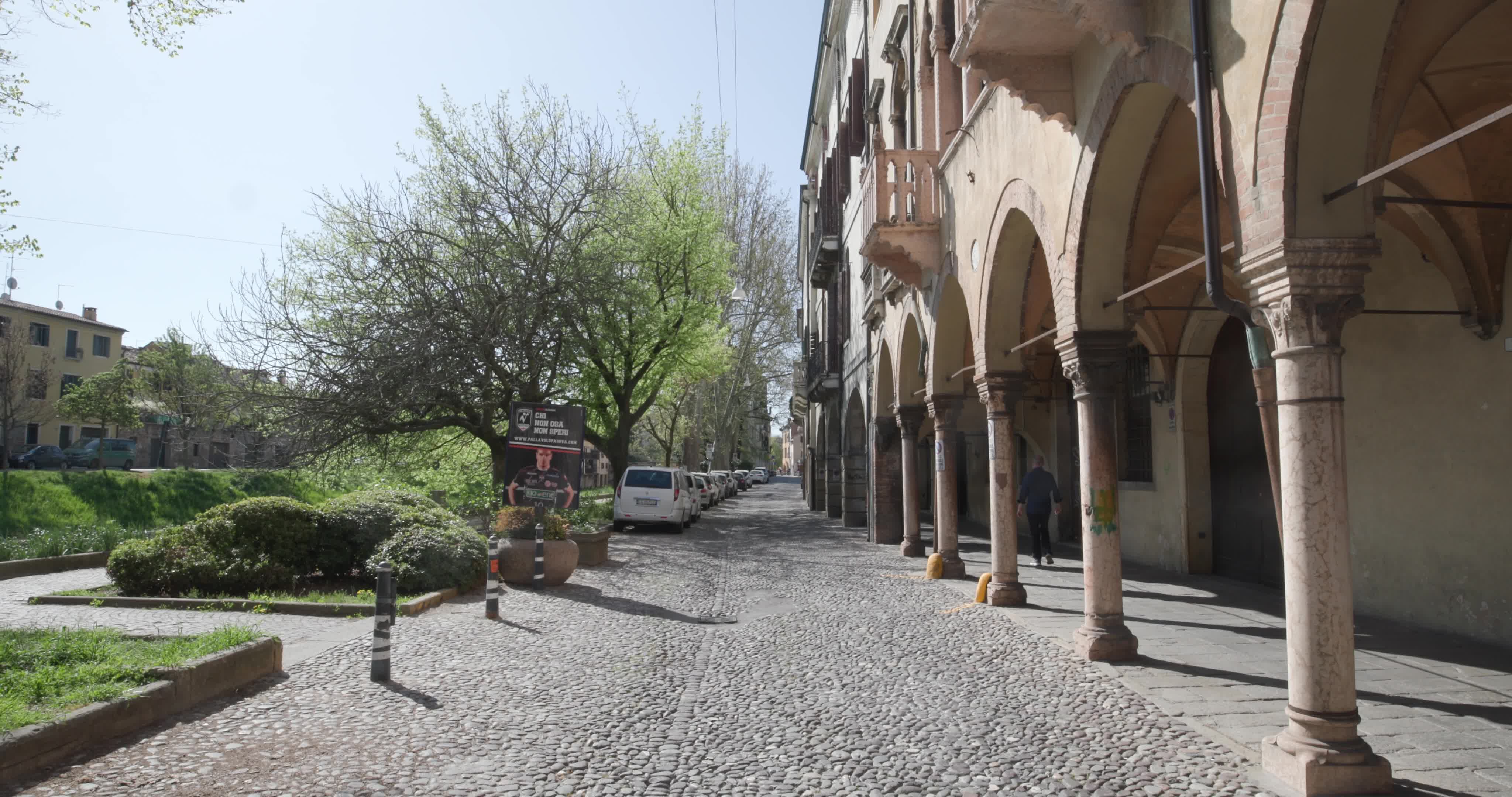Easter Monday on 'red zone' in Italy