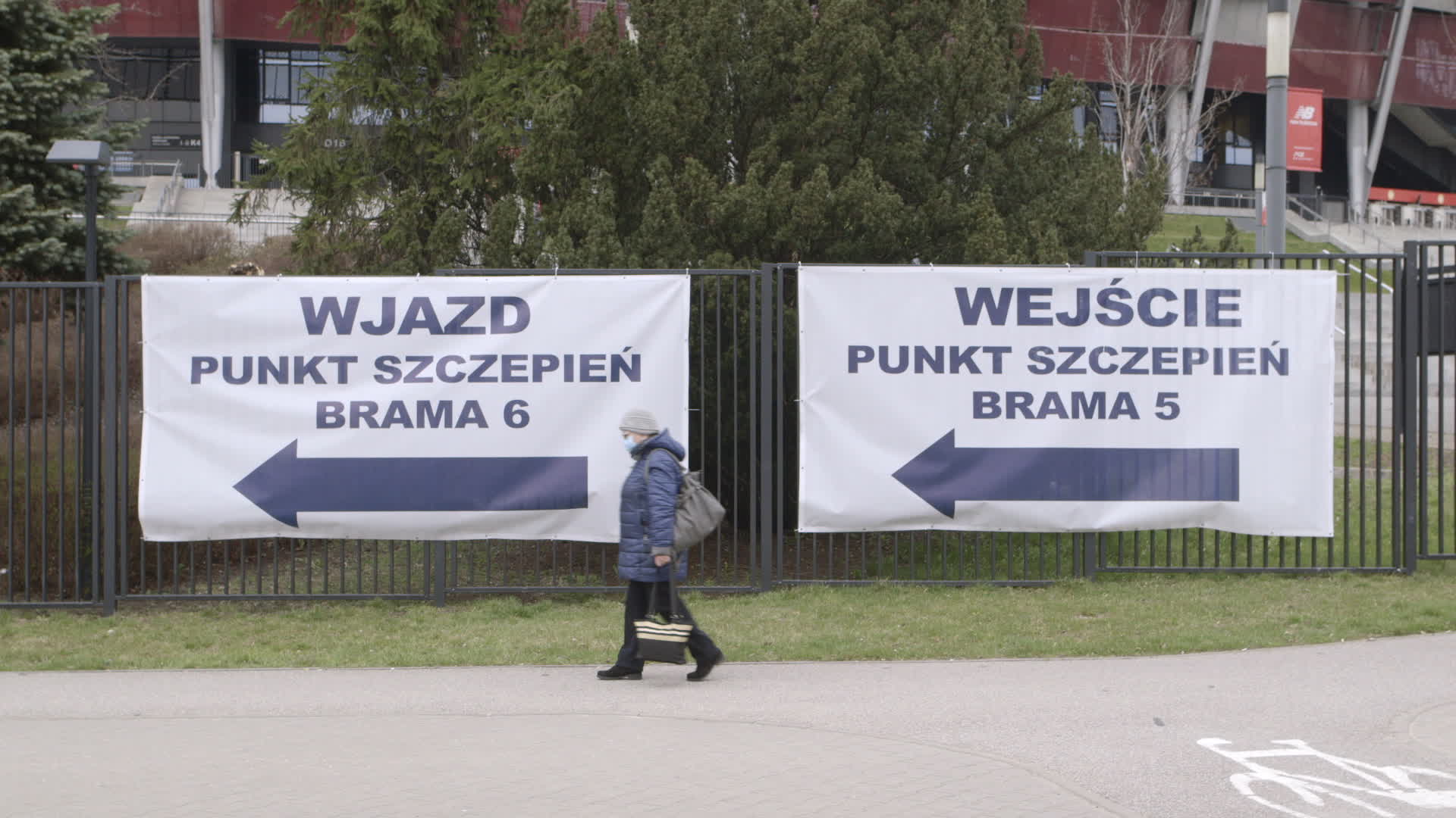 Warsaw creates mass COVDI-19 vaccination points 