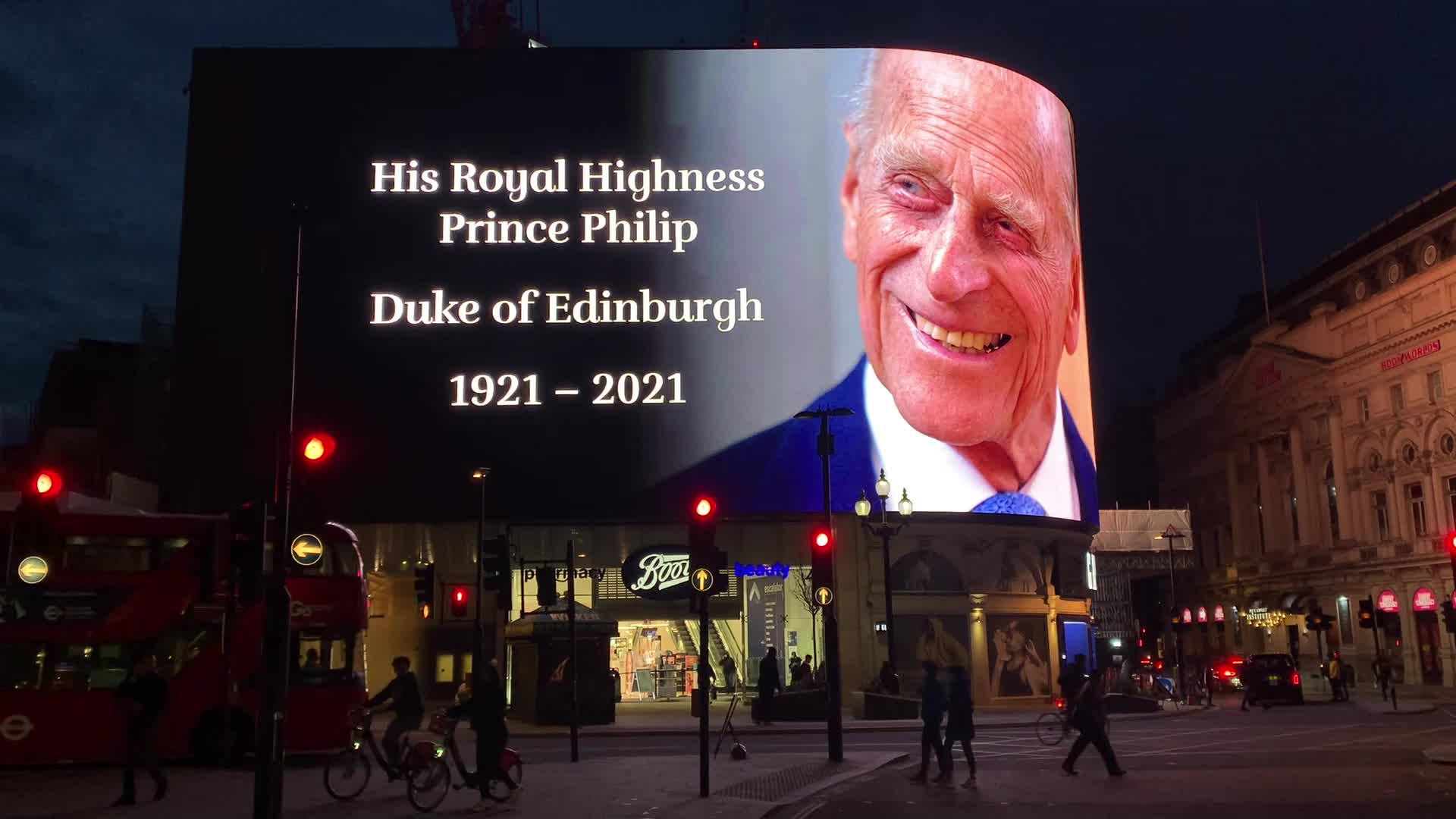 Tribute to Prince Philip at Piccadilly Circus