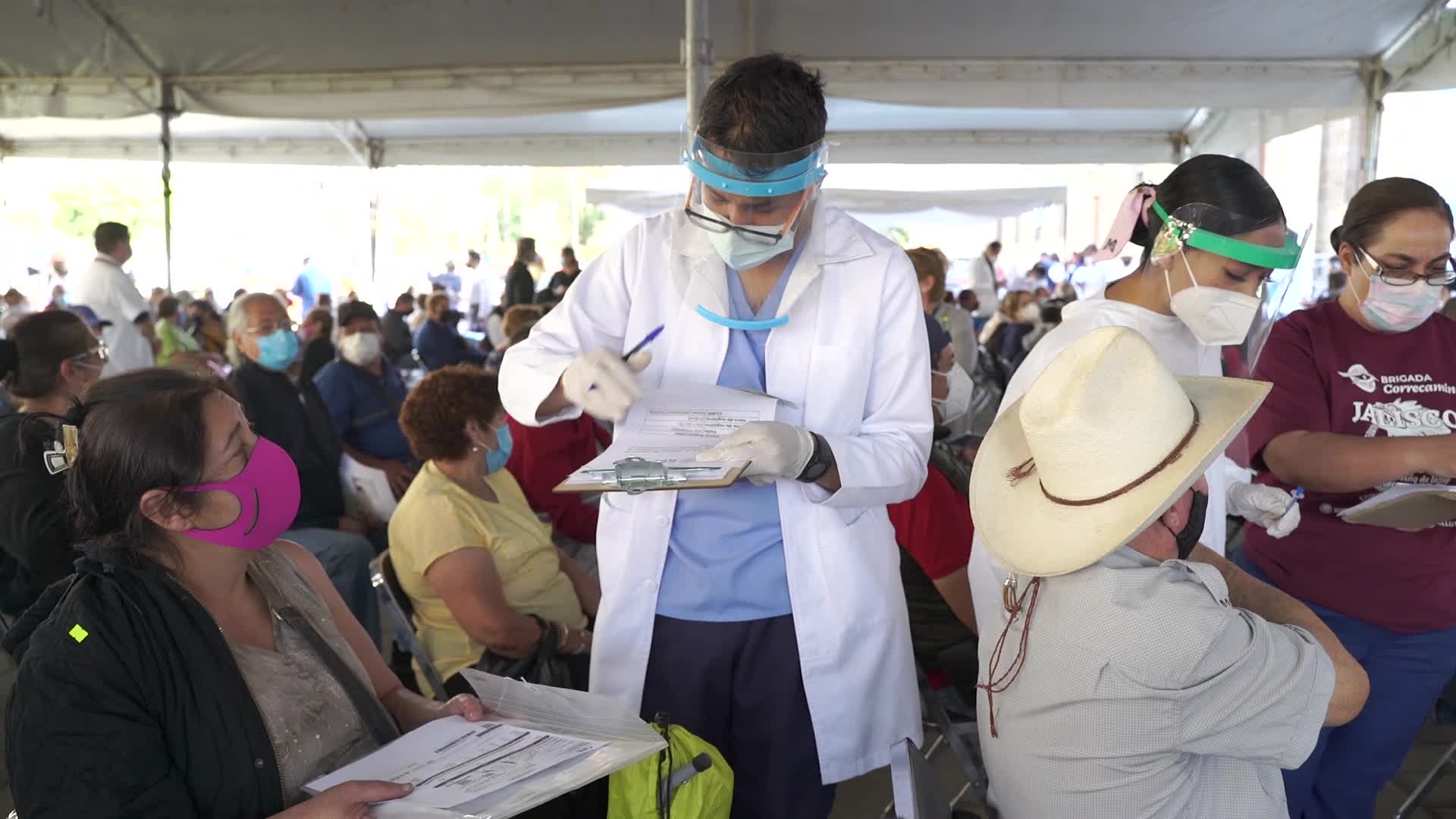 Coronavirus Vaccination In Mexico