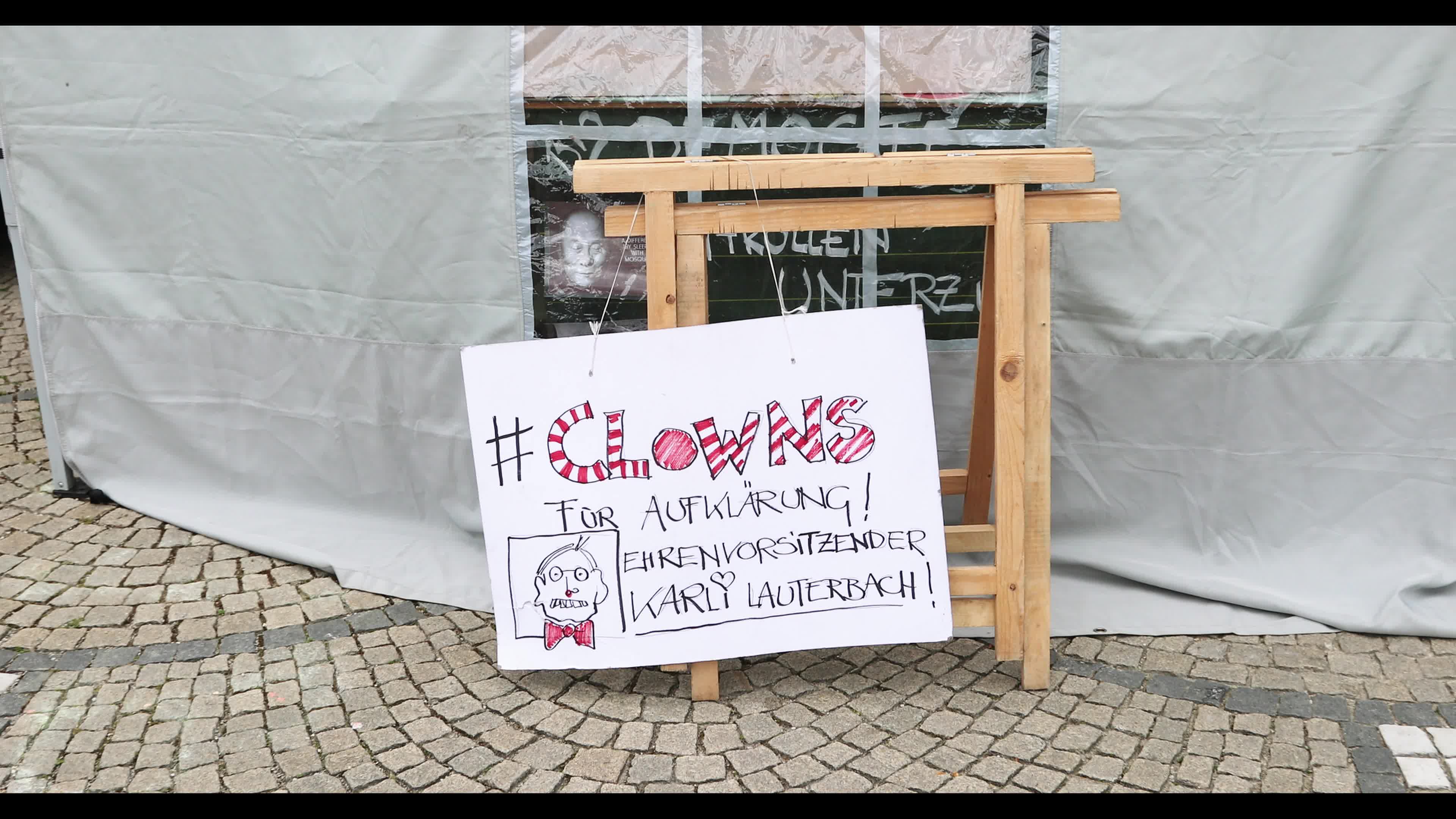 Hundreds lateral thinkers protest against the Lockdown in Munich, Germany