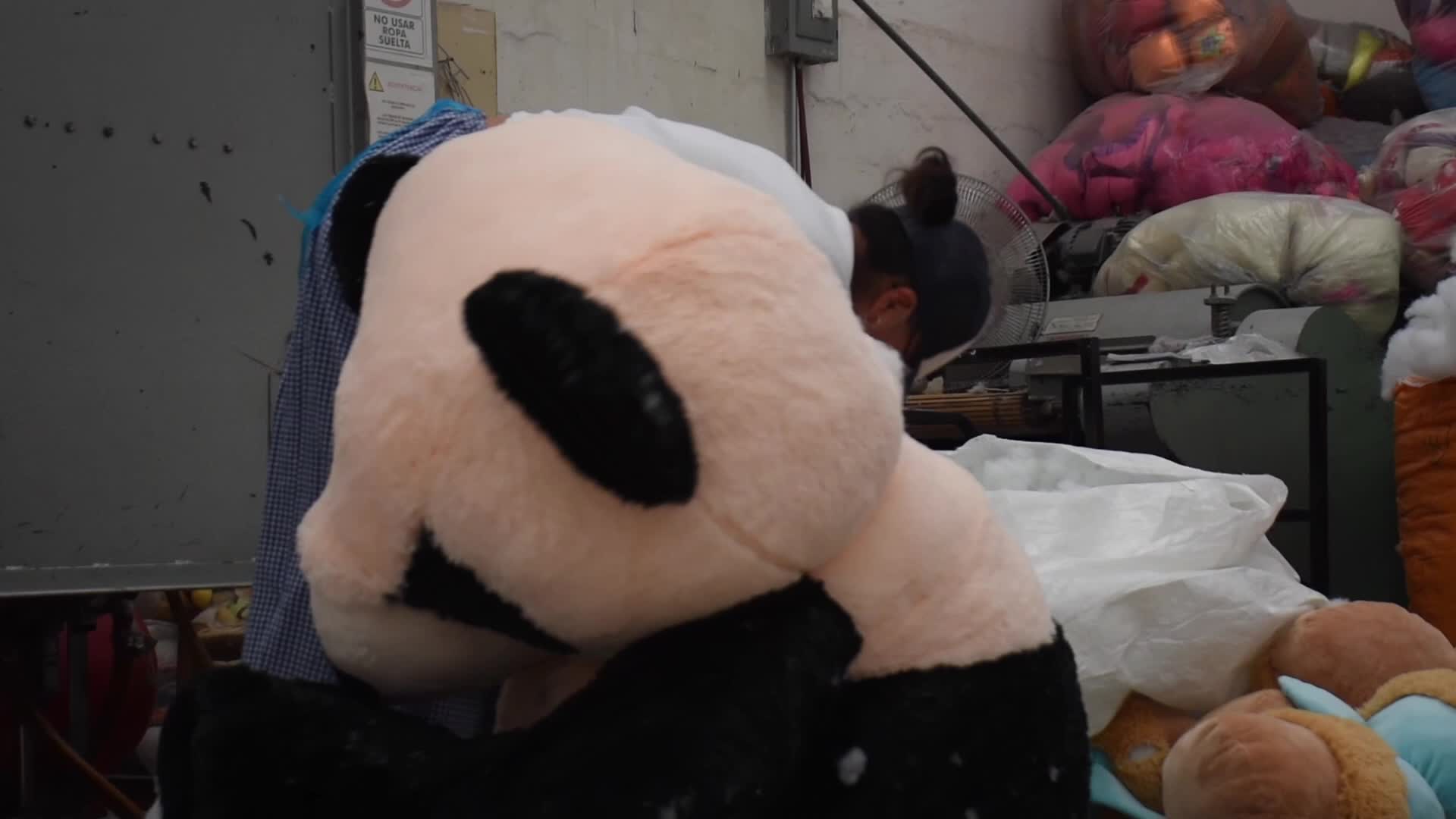 Production Of Teddy Bears For Valentine’s Day In Mexico