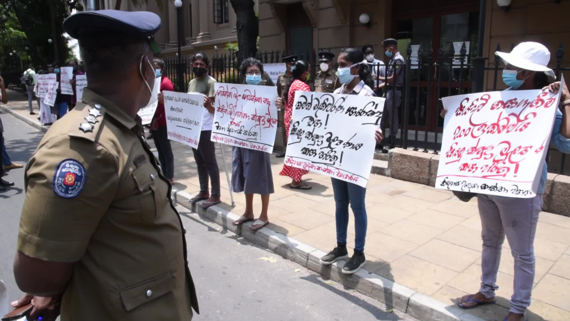 Protest against unregulated microfinance loans in Sri Lanka