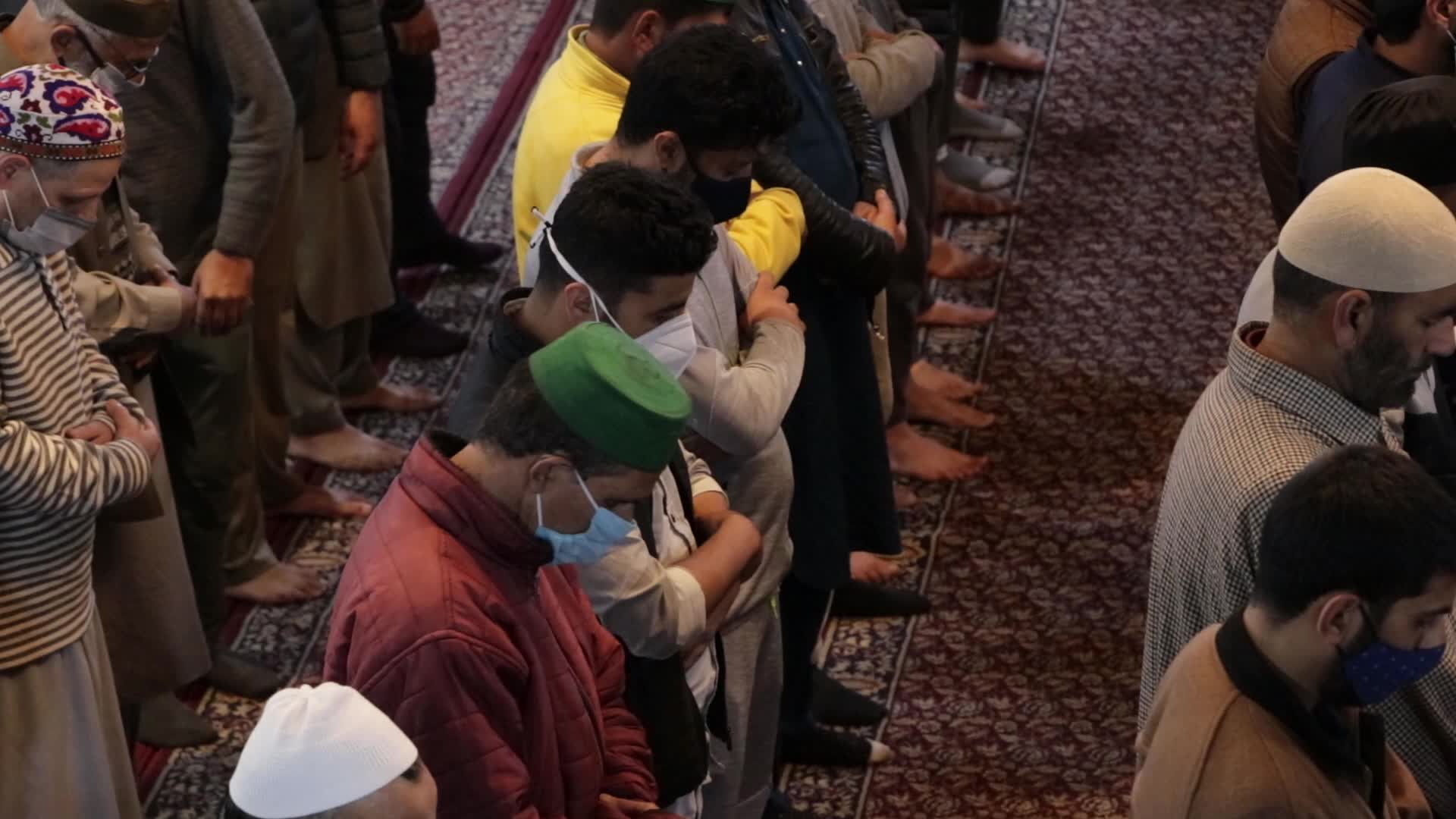 Kashmiri Muslims observe Ramadan amid the Covid-19 pandemic