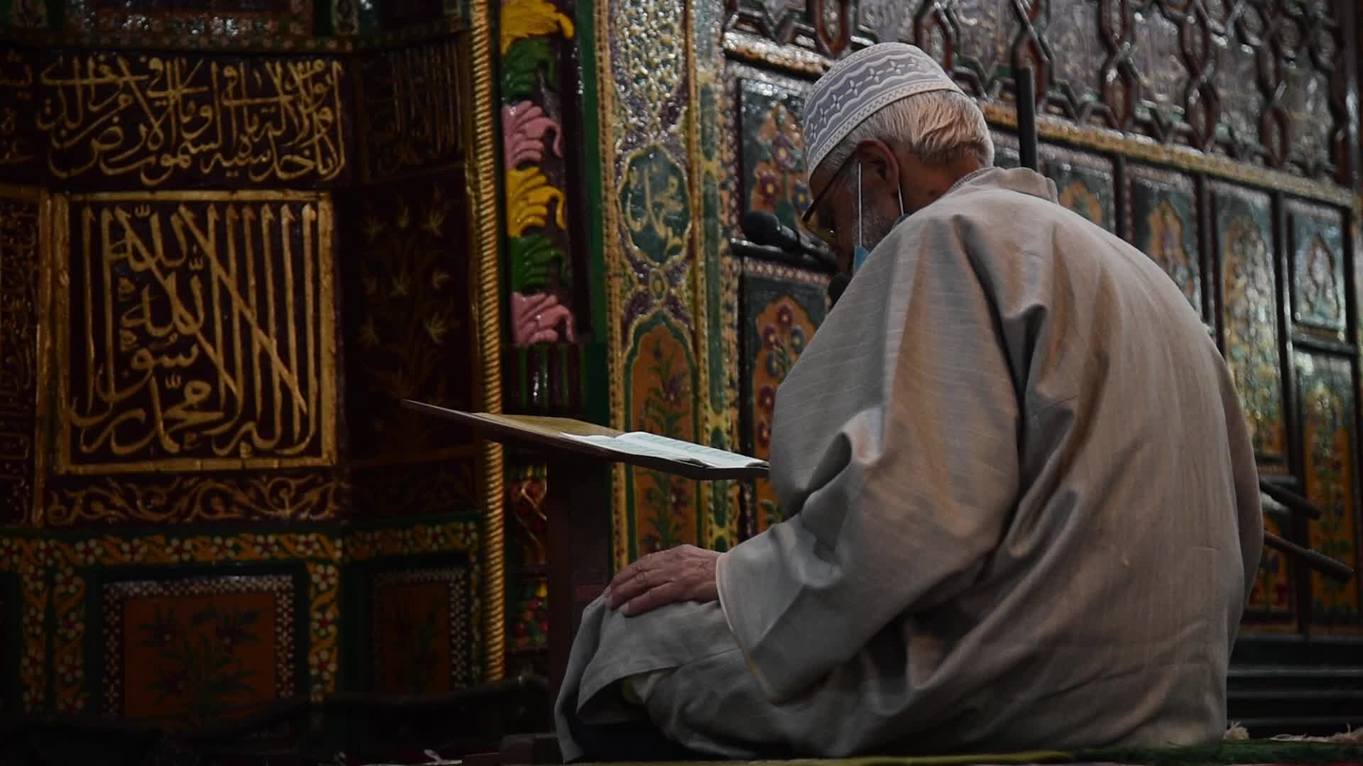 First day of Ramadan in Srinagar