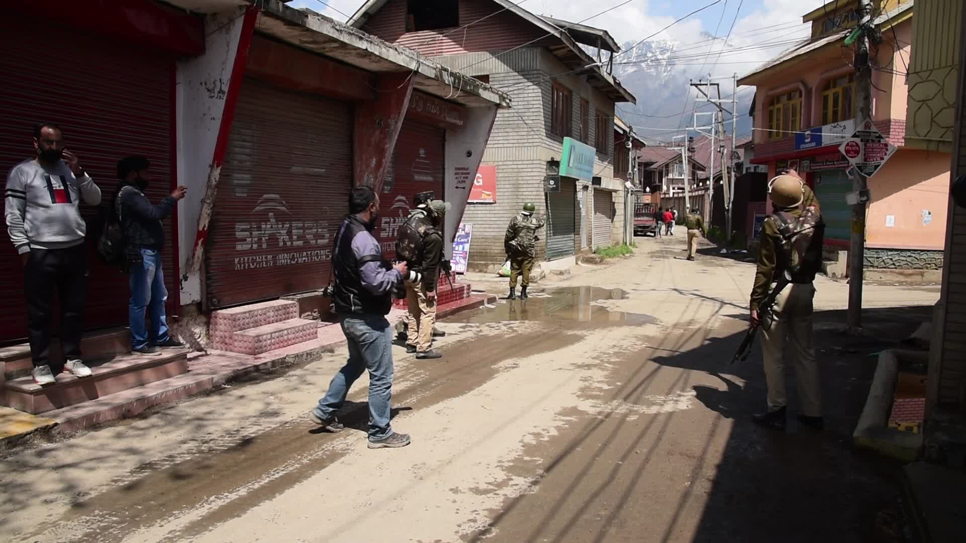 Massive Cordon and Search operation in Srinagar