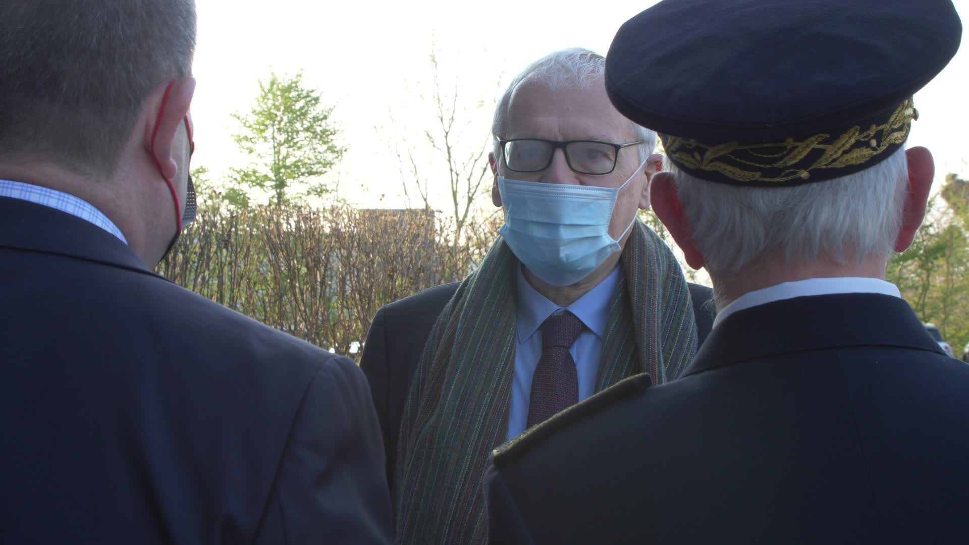 French government lined up in support of nuclear industry