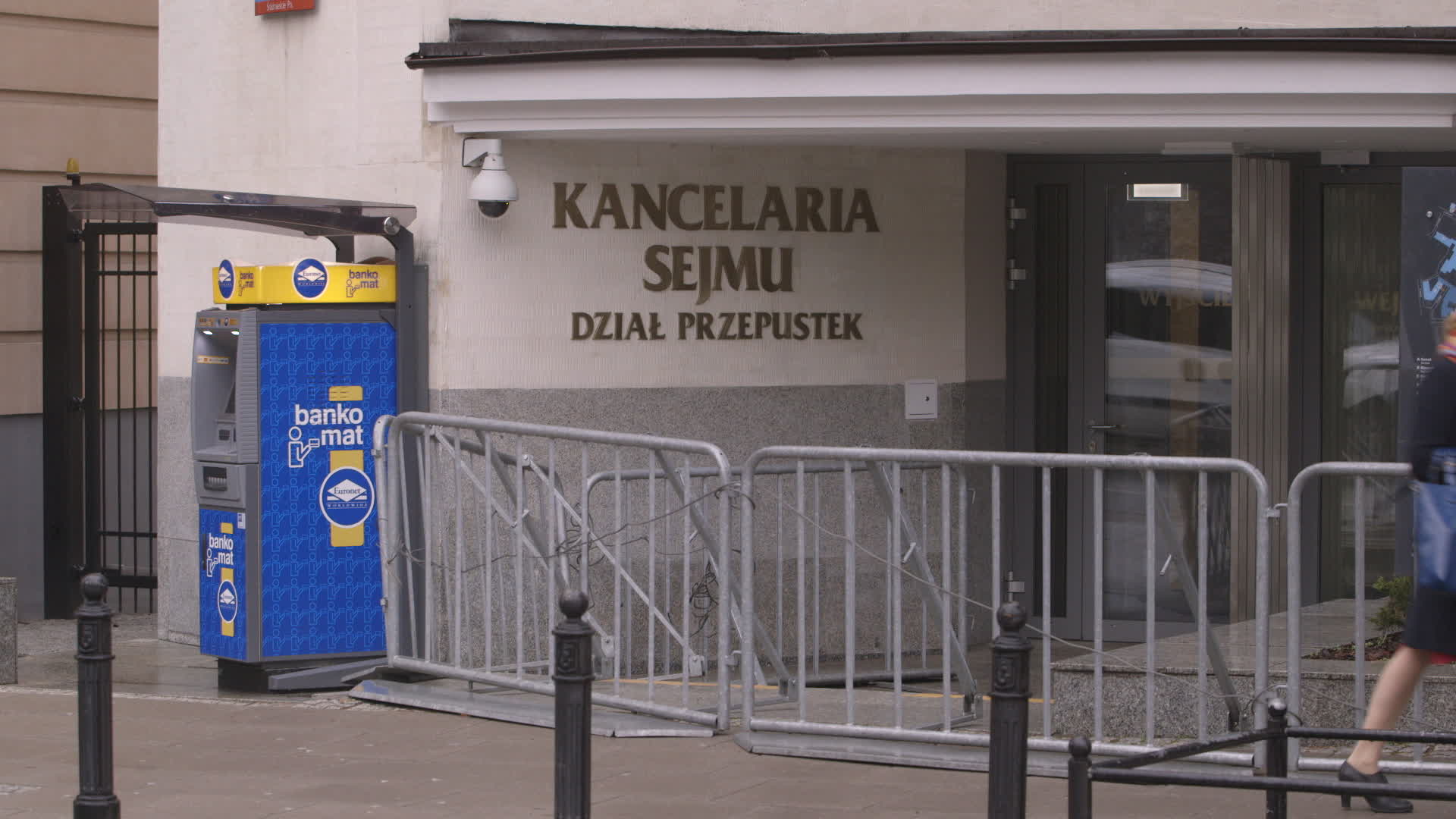Poland's ombudsman forced to resign after ruling Constitutional Tribunal