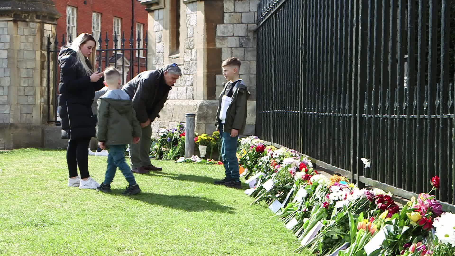 People pay tribute to Prince Philip at Windsor