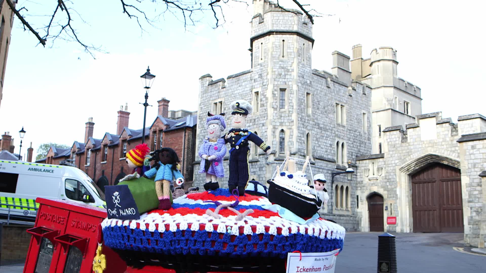 People pay tribute to Prince Philip at Windsor