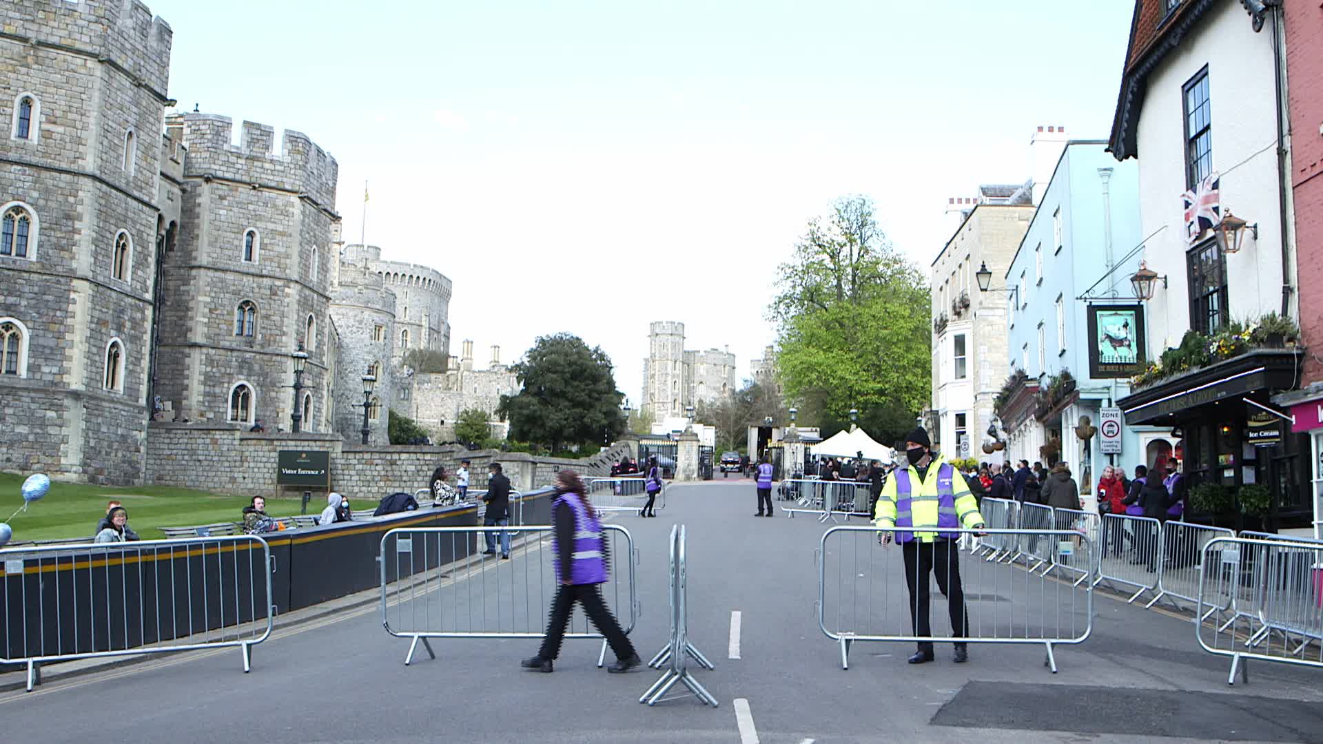 People pay tribute to Prince Philip at Windsor