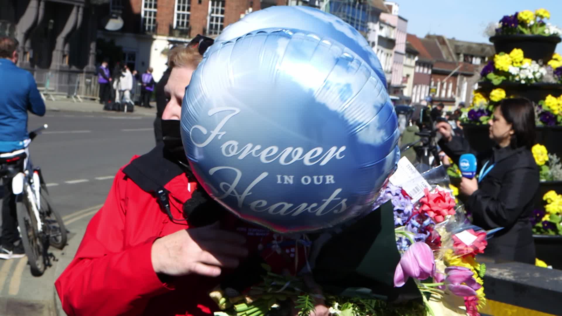 People pay tribute to Prince Philip at Windsor