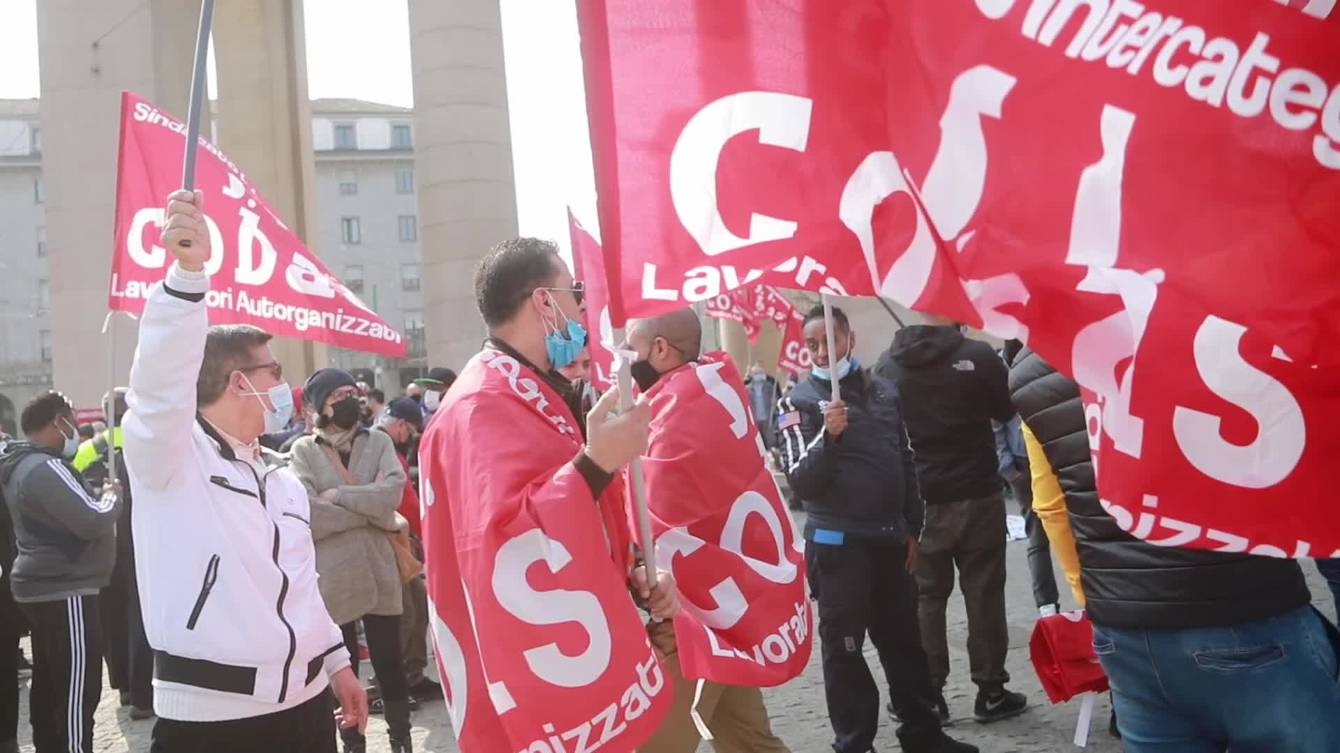 Demonstration of riders, Cobas and Cigl against contract work
