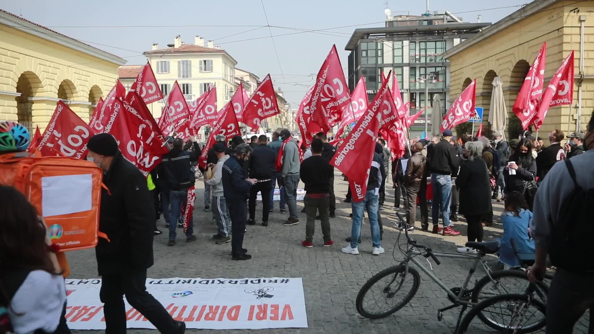 Demonstration of riders, Cobas and Cigl against contract work