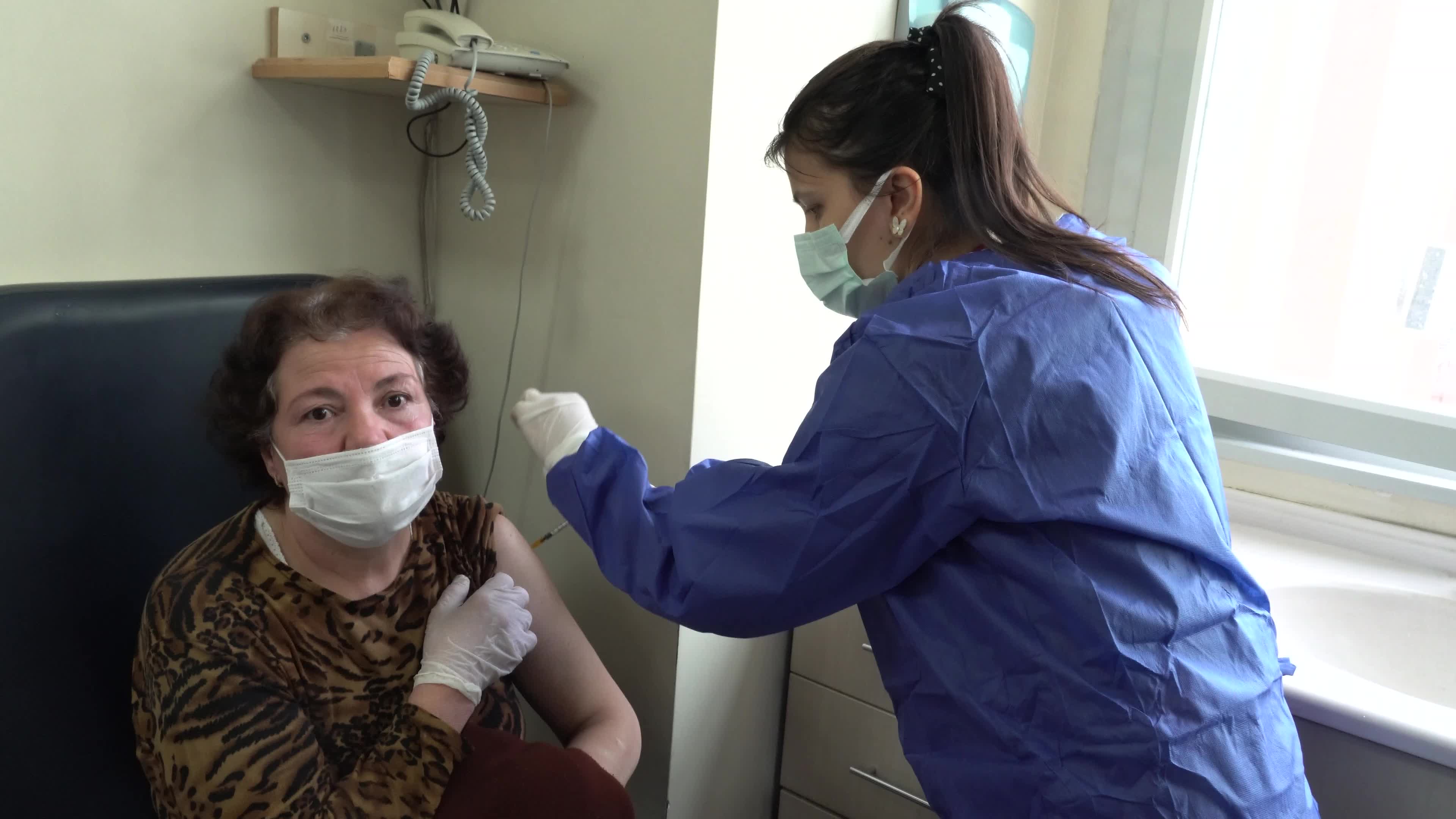 COVID-19 vaccination campaign continues in Turkey
