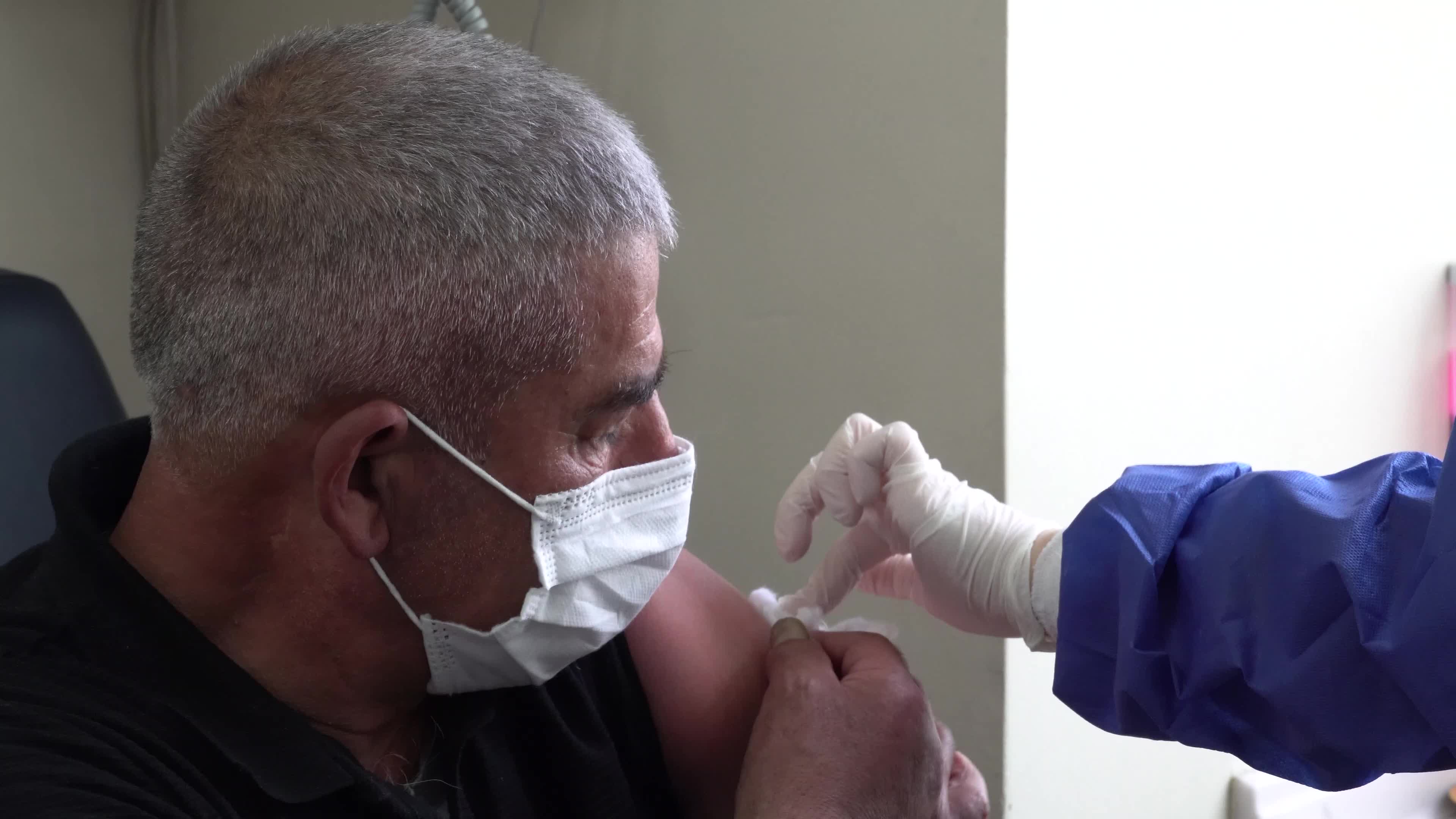 COVID-19 vaccination campaign continues in Turkey