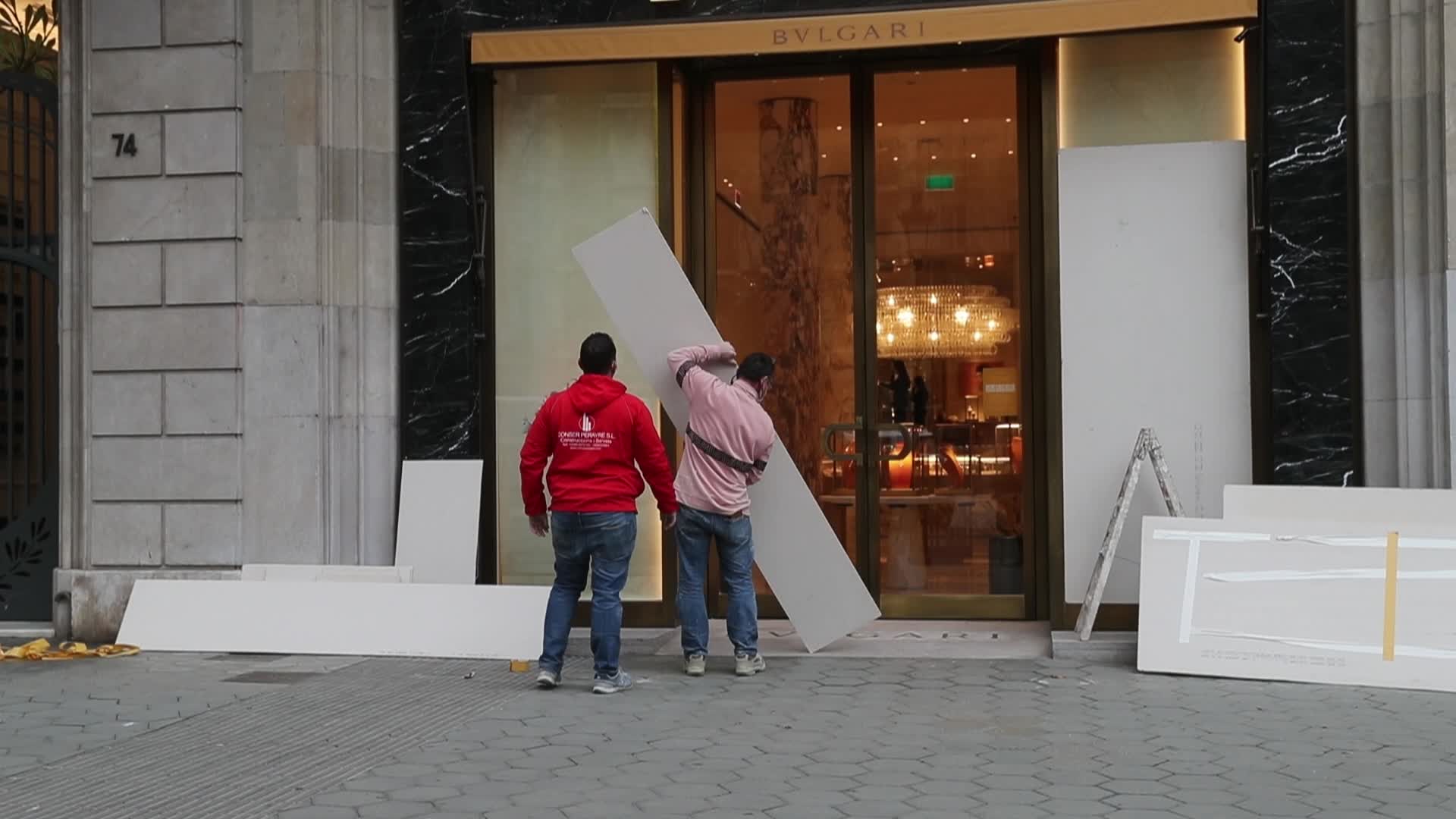 Barcelona stores protected against theft and vandalism