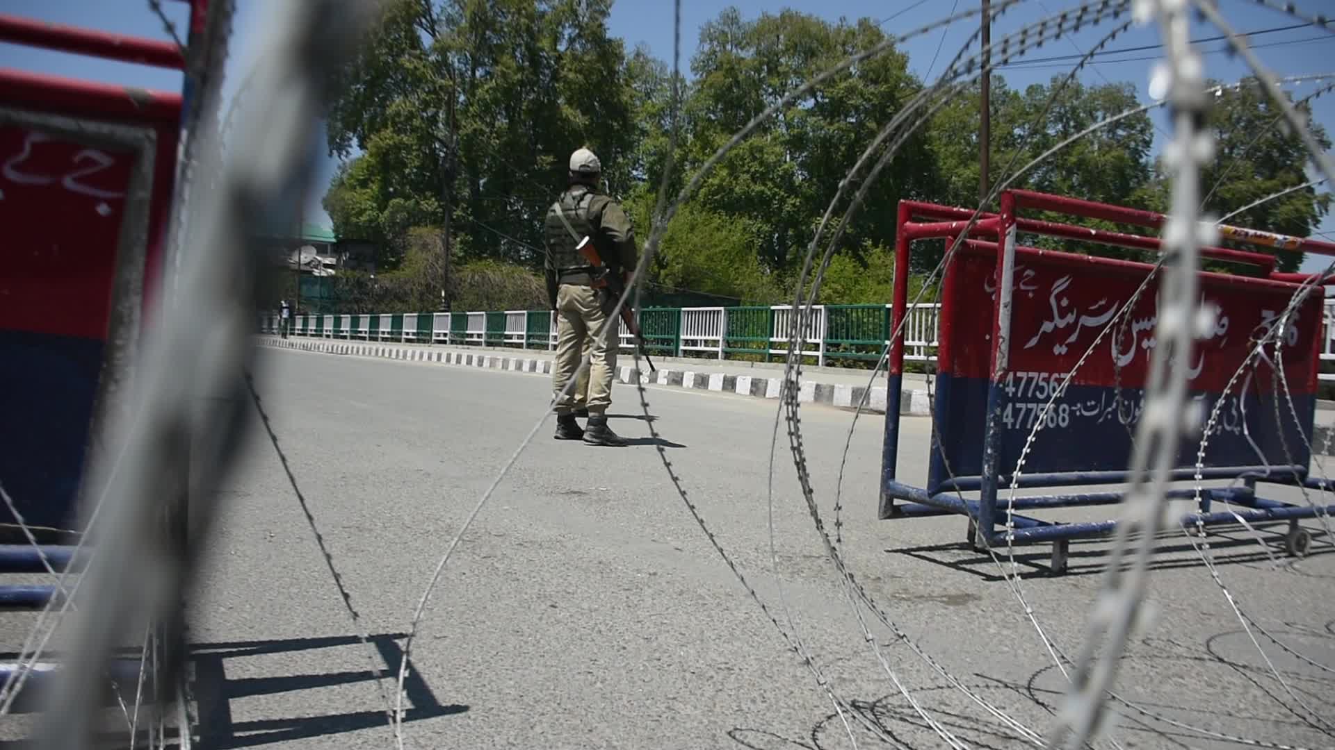 Curfew Imposed in Kashmir as Covid-19 Cases Rise in India