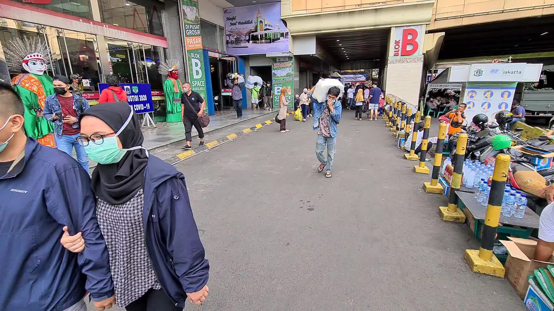 Garment market in Indonesia