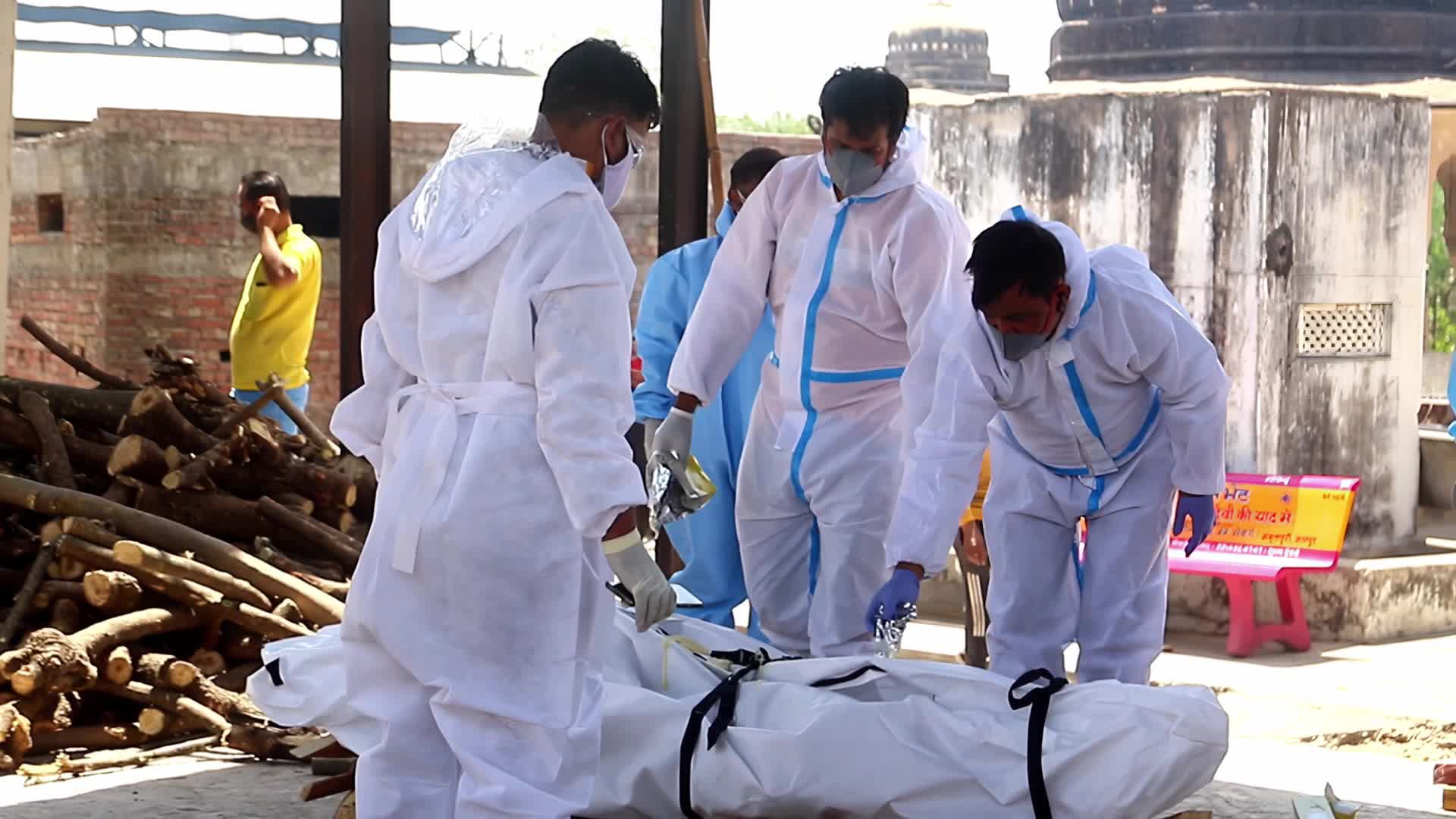 Mass cremation for Covid-19 victims in Jaipur, India