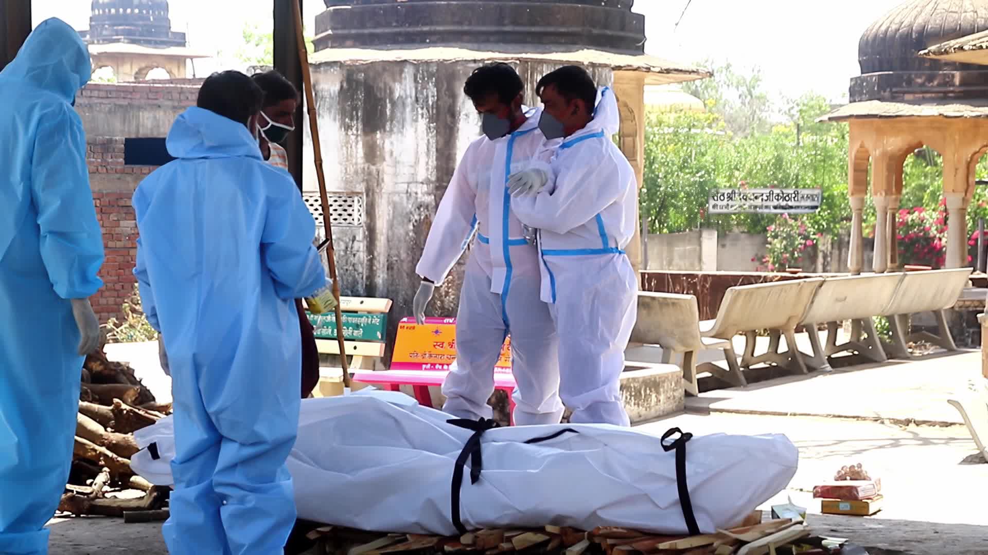Mass cremation for Covid-19 victims in Jaipur, India