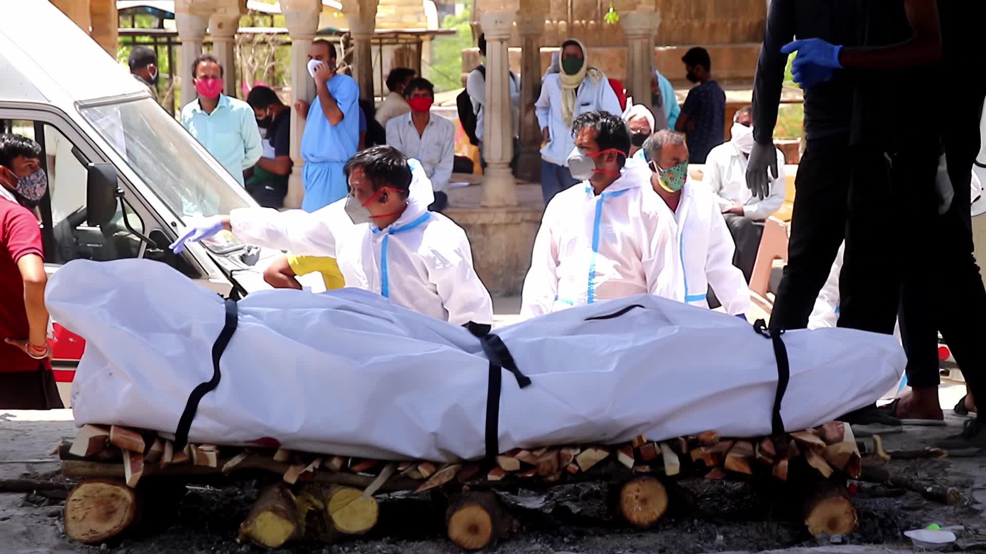 Mass cremation for Covid-19 victims in Jaipur, India