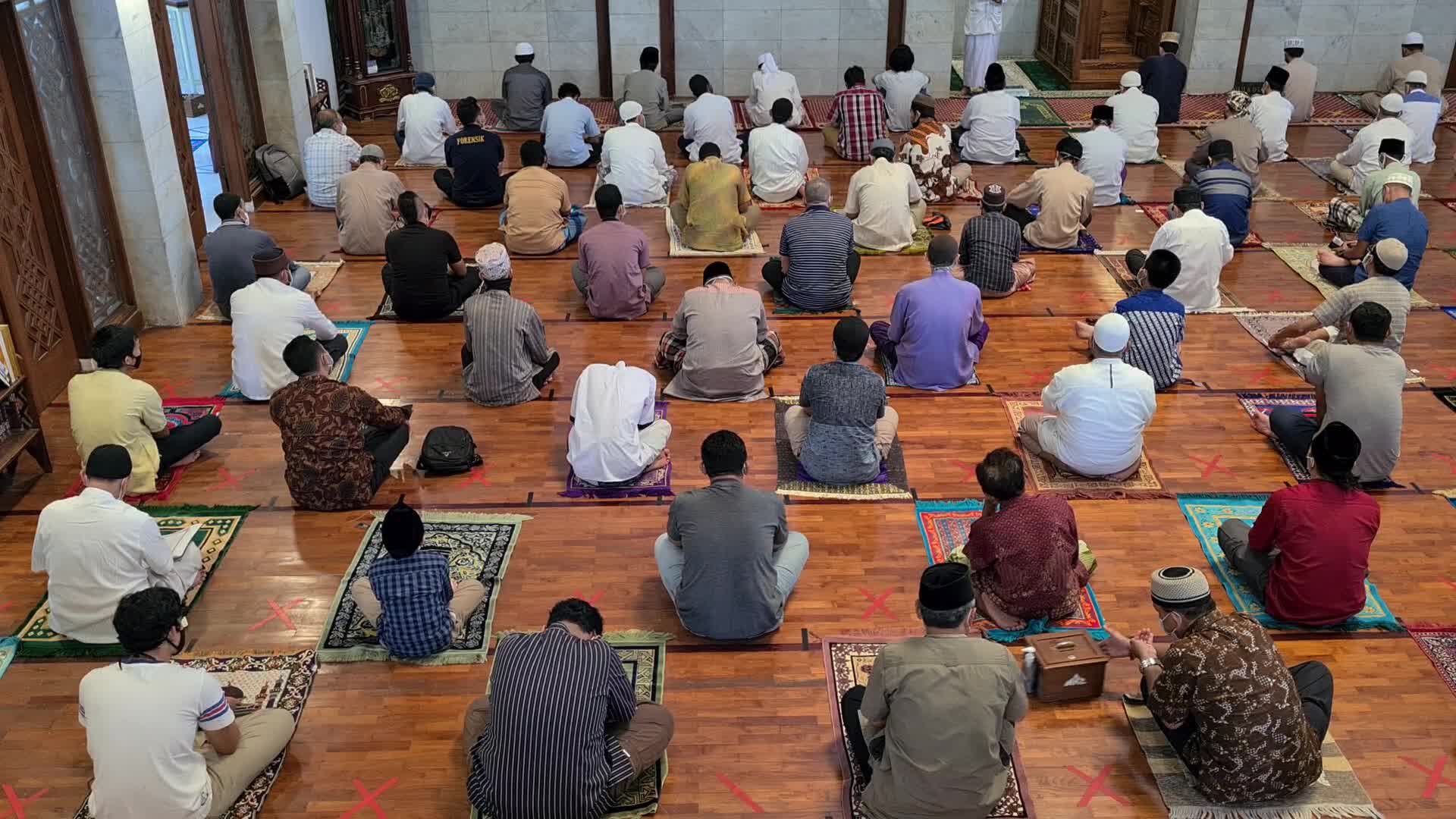 Last Friday Prayer of Ramadan in Indonesia amid the Covid-19 pandemic
