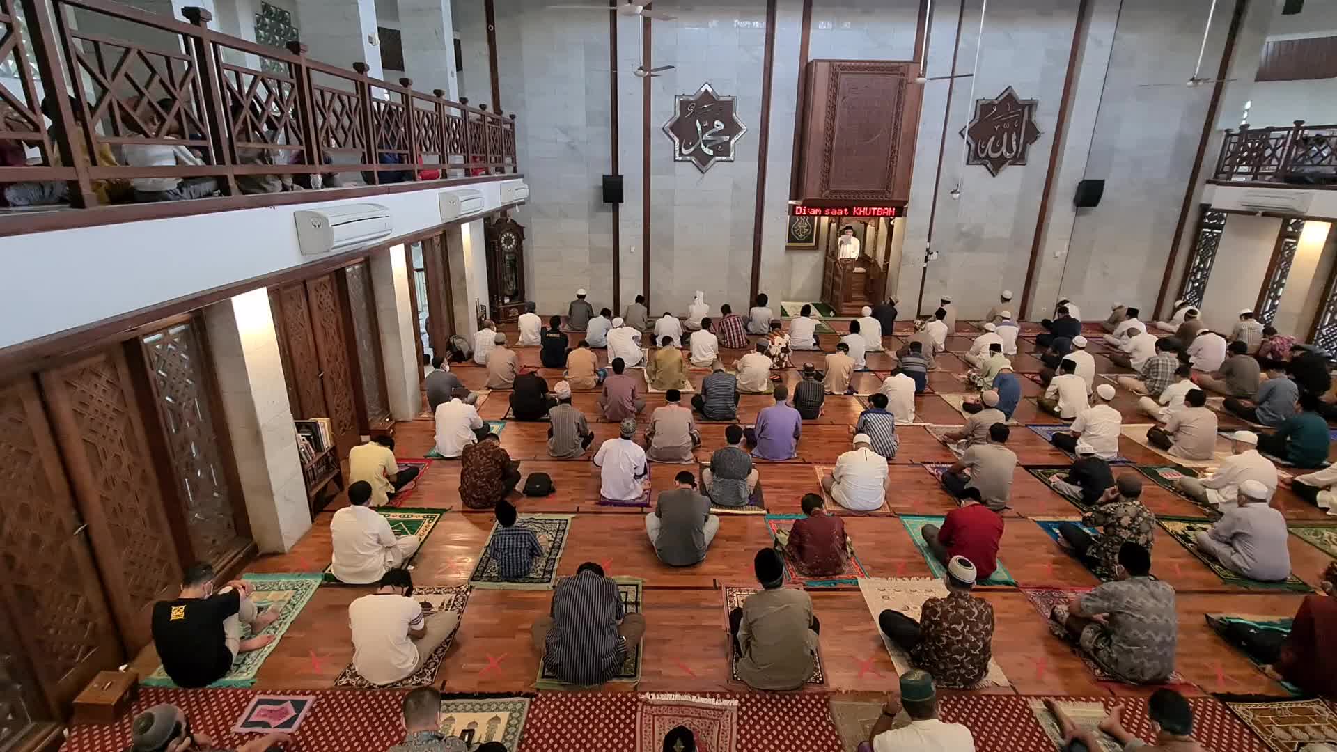 Last Friday Prayer of Ramadan in Indonesia amid the Covid-19 pandemic